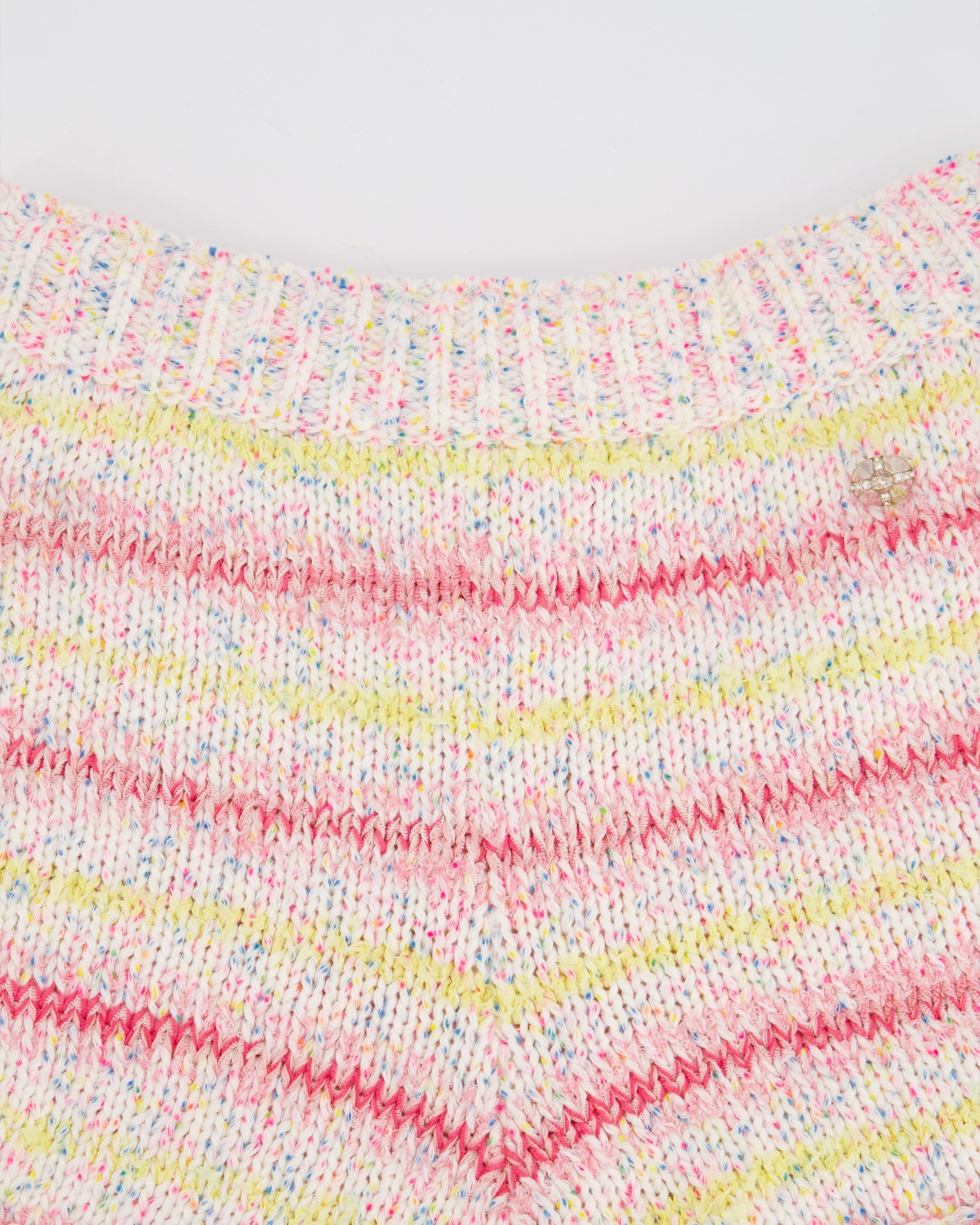 Chanel 24C Resort Pastel Pink & Yellow Sleeveless Knit Jumper and Shorts Set with Cupid Heart "Coco" Detail Top Size FR 34 (UK 6)