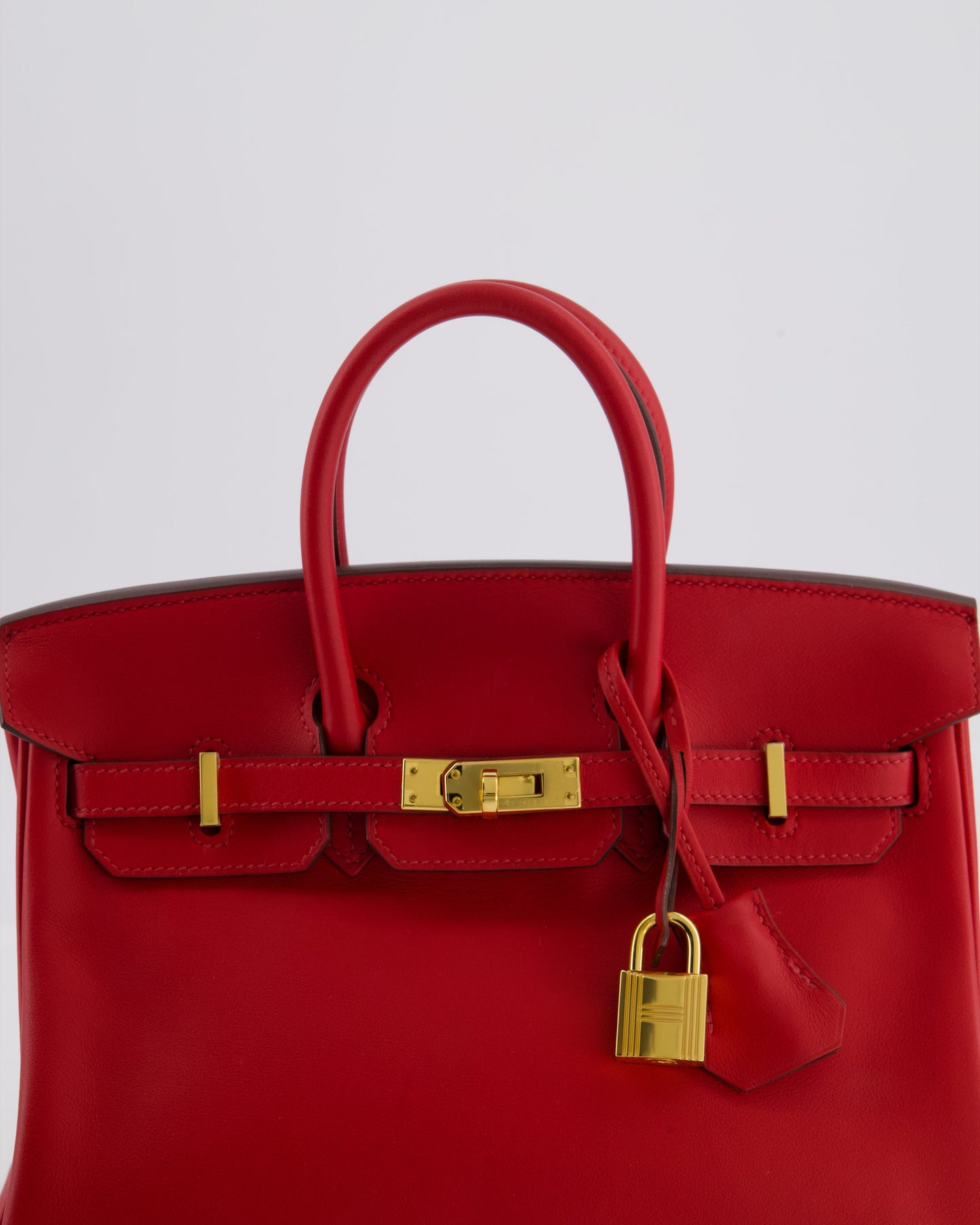 Herm�s Birkin 25 Retourne Bag in Rouge Grenat Swift Leather with Gold Hardware