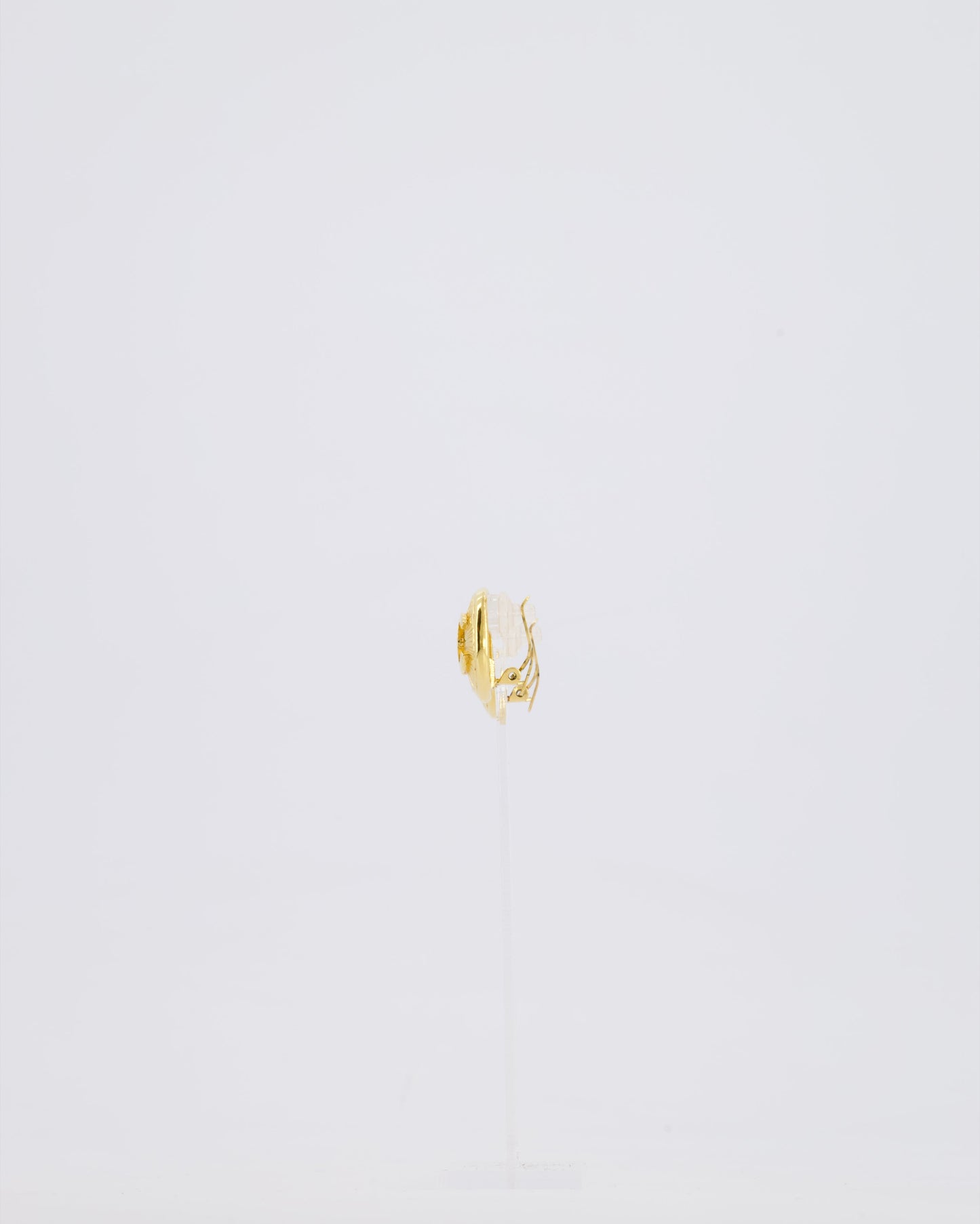 *HOT* Chanel   Gold Medallion Starburst Clip On Earrings with CC Logo Detail