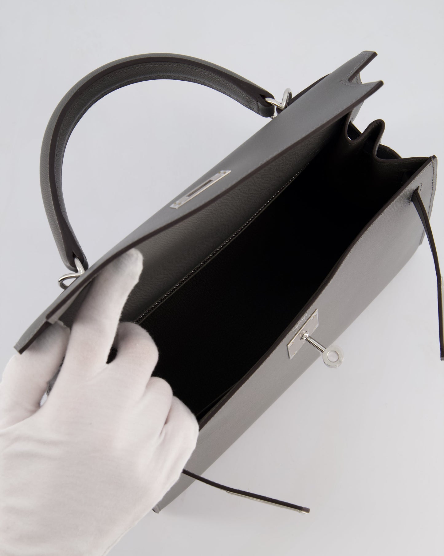 *RARE* Herm�s Kelly 28 Sellier Bag in Gris Meyer Madame Leather with Palladium Hardware
