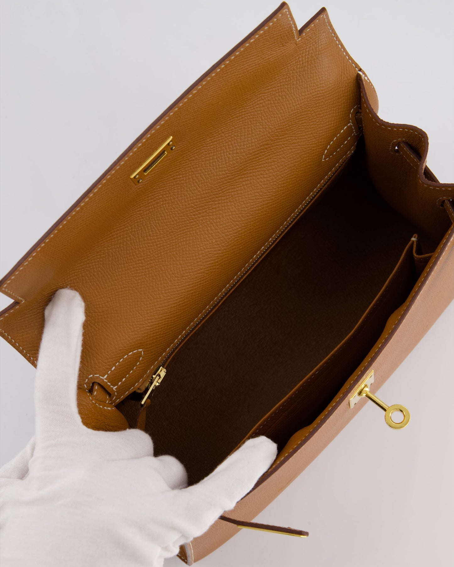 *HOLY GRAIL* Herm�s Kelly 25 Sellier Bag in Gold Epsom Leather with Gold Hardware