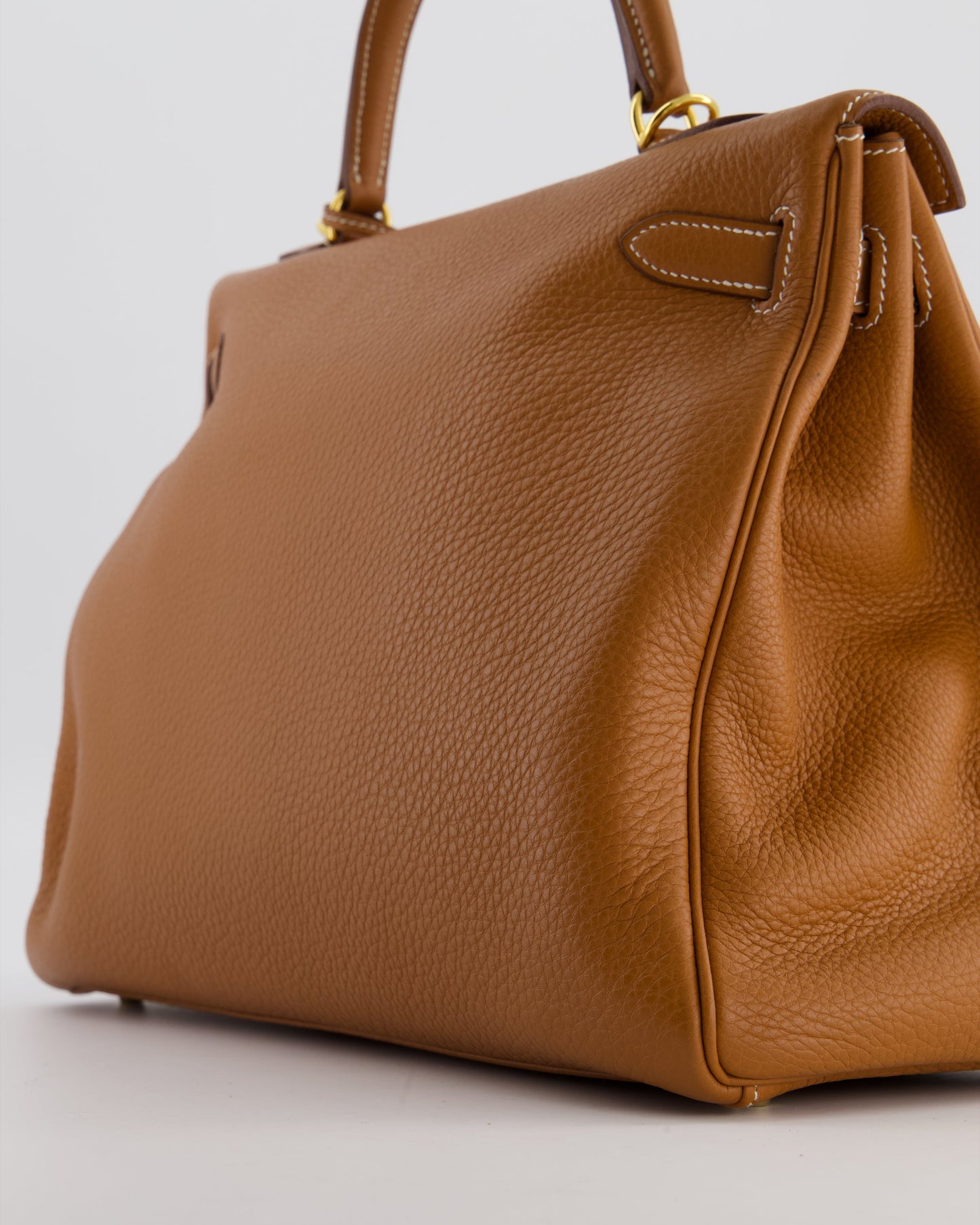 *RARE* Herm�s Kelly 35 Retourne Bag in Gold Togo Leather with Gold Hardware