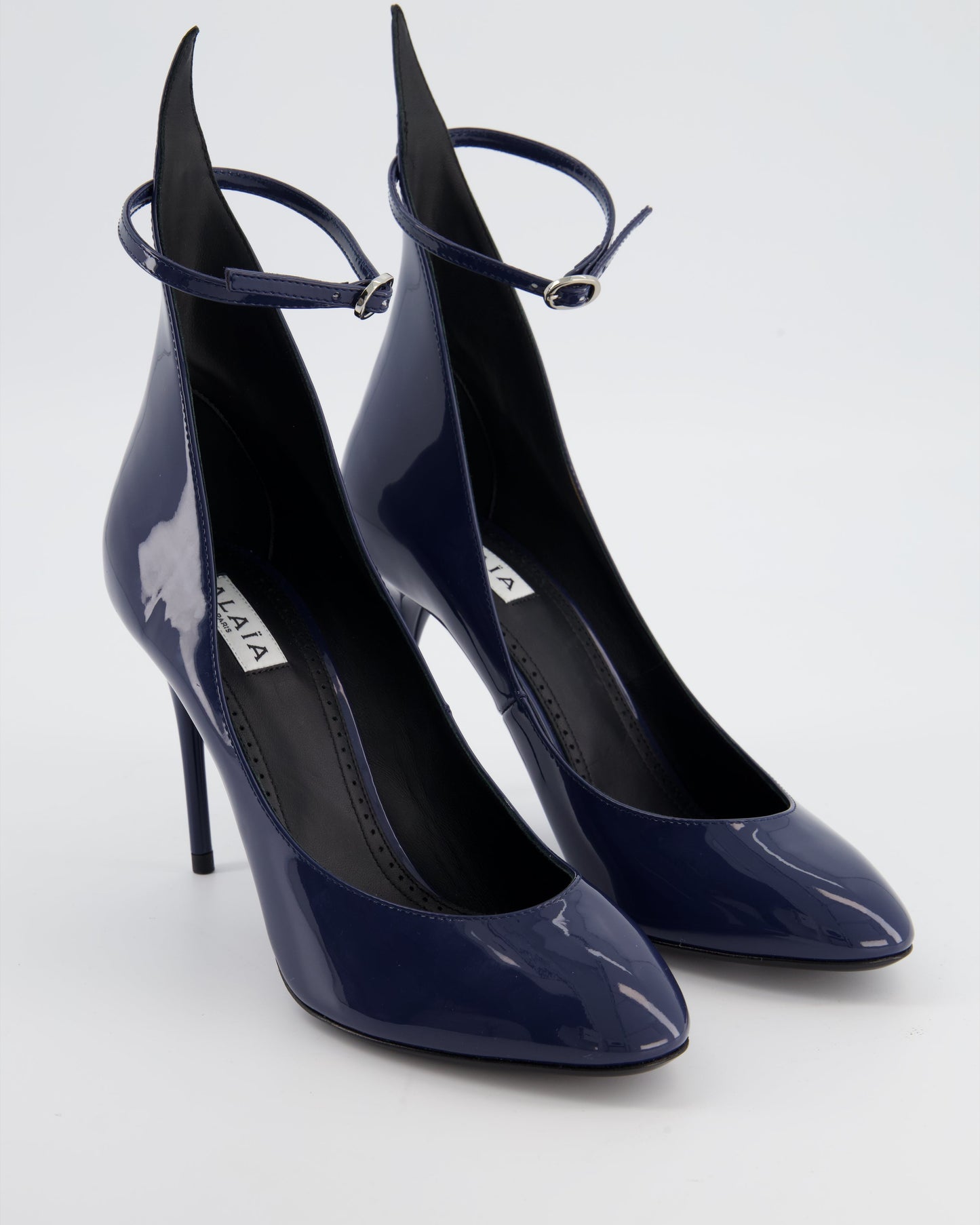 Ala•a 90 Navy Patent-Leather Heeled Pumps with Ankle Detail Size EU 38