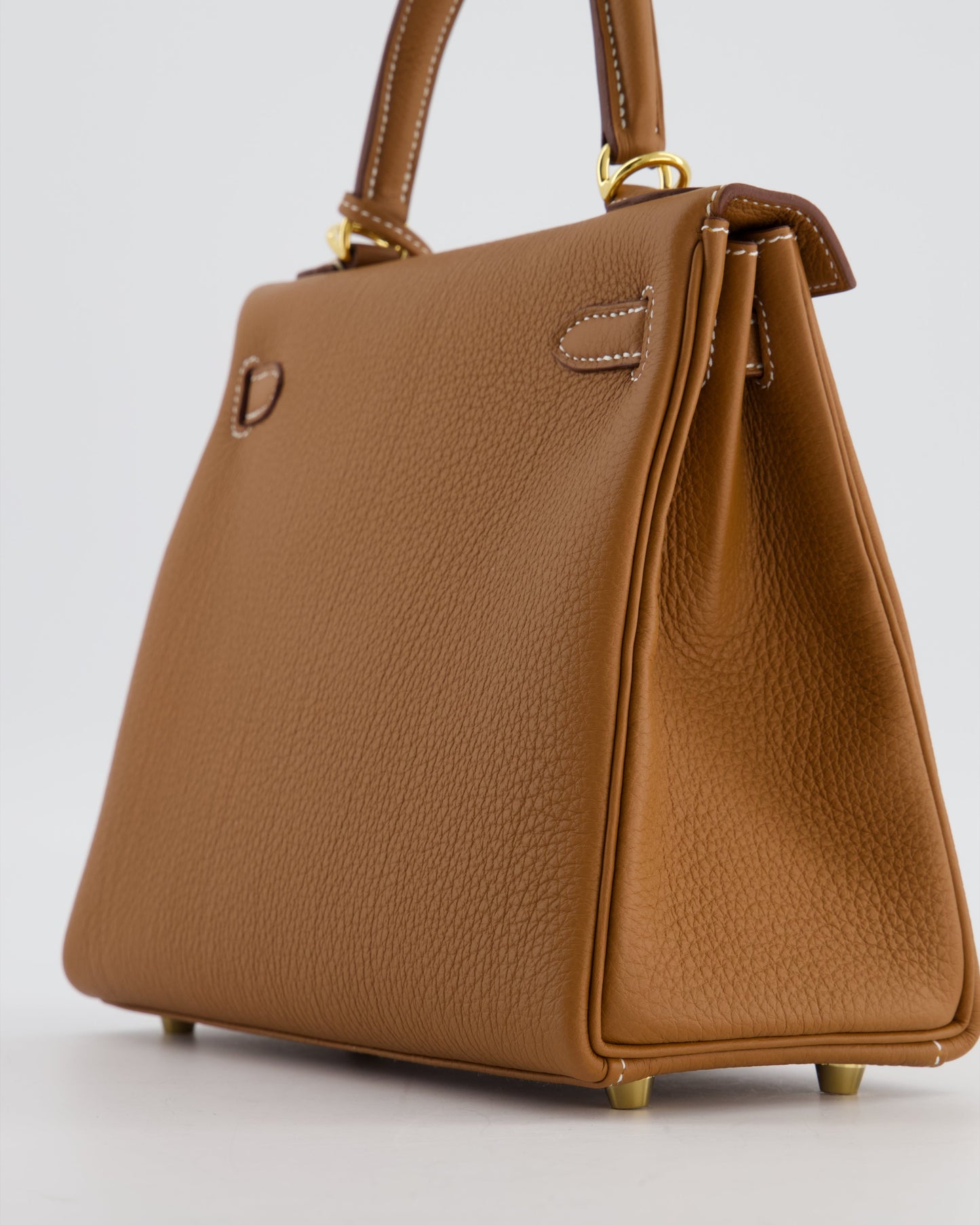 Herm�s Kelly 25 Retourne Bag in Gold Togo Leather with Gold Hardware