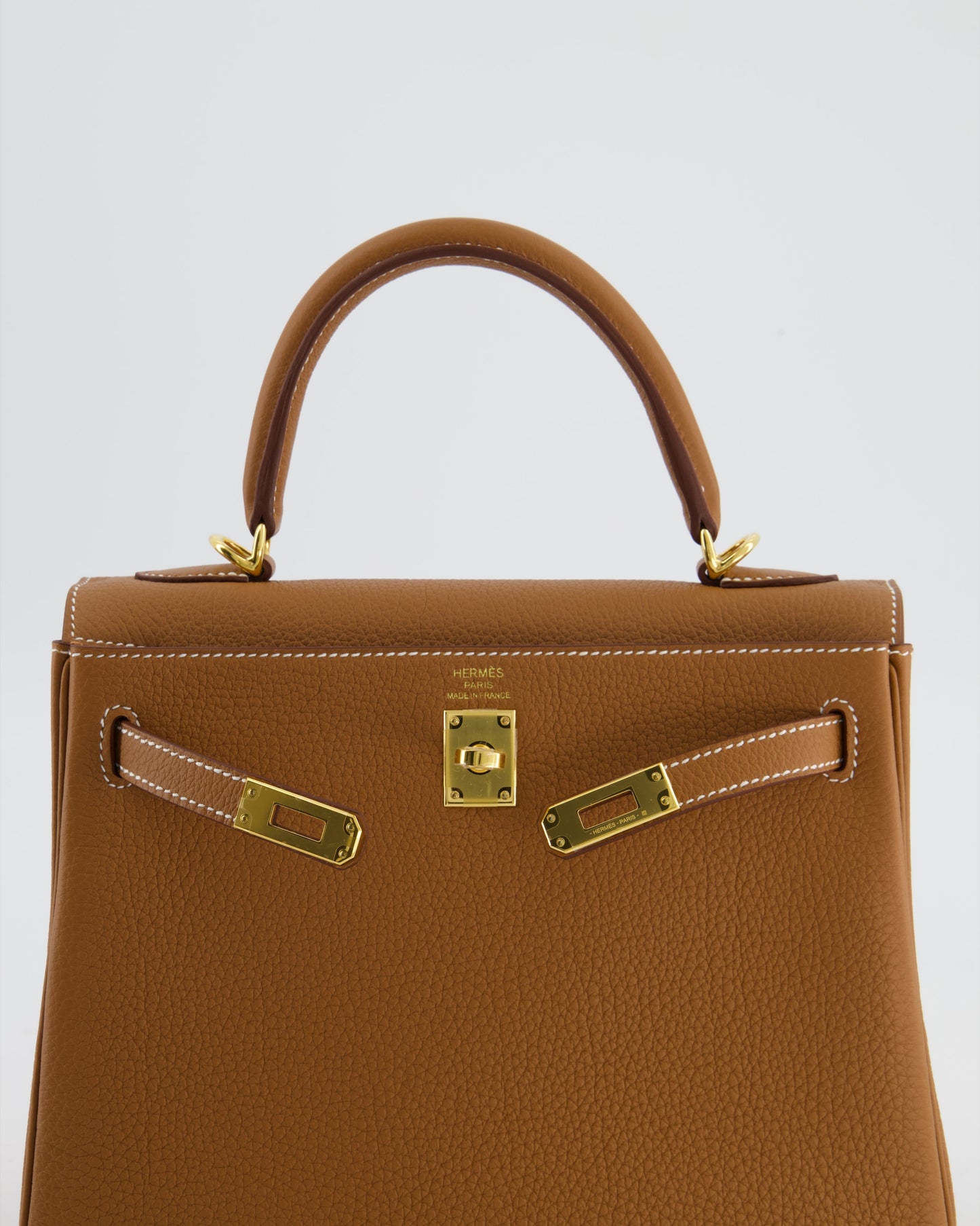 Herm�s Kelly 25 Retourne Bag in Gold Togo Leather with Gold Hardware