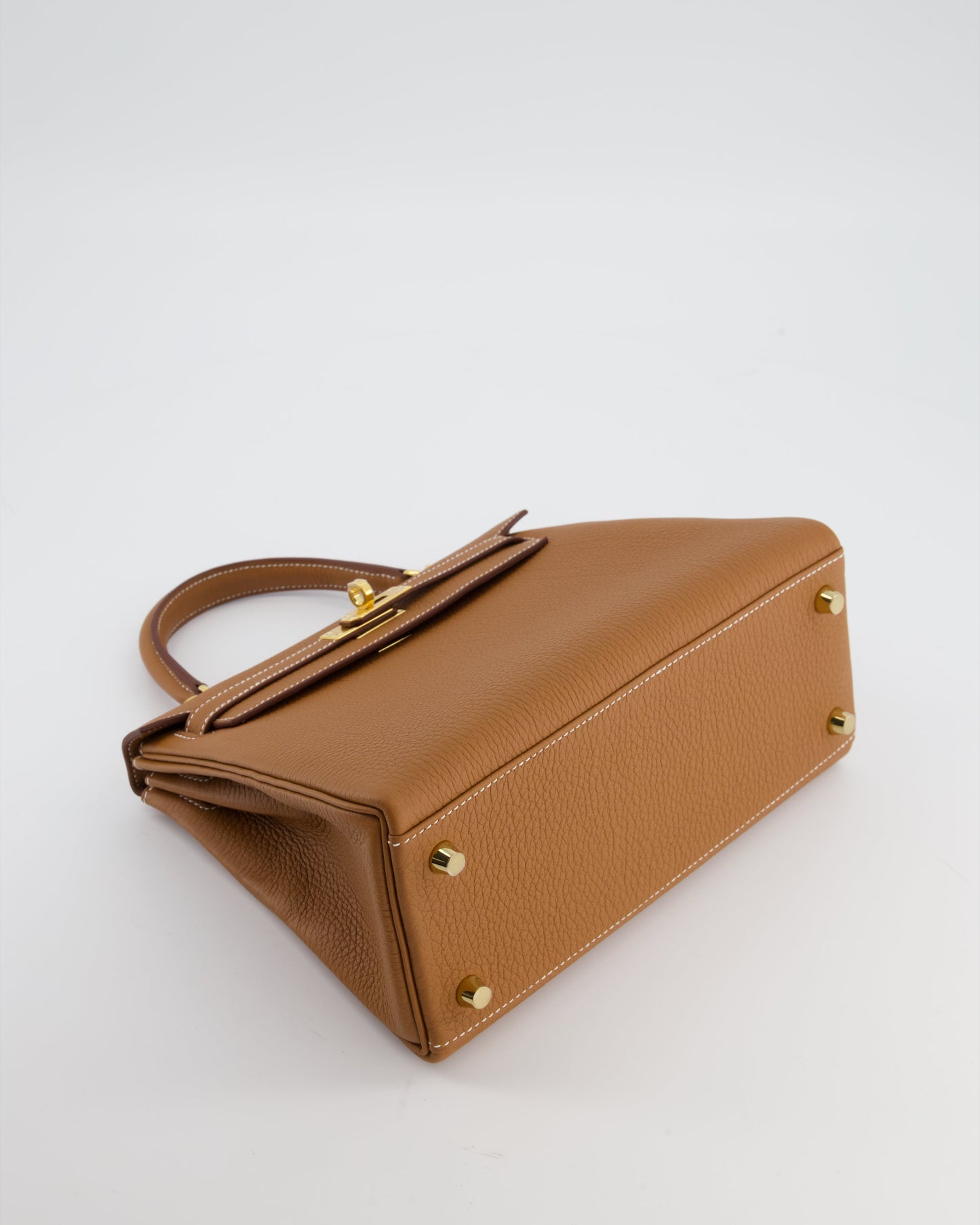 Herm�s Kelly 25 Retourne Bag in Gold Togo Leather with Gold Hardware