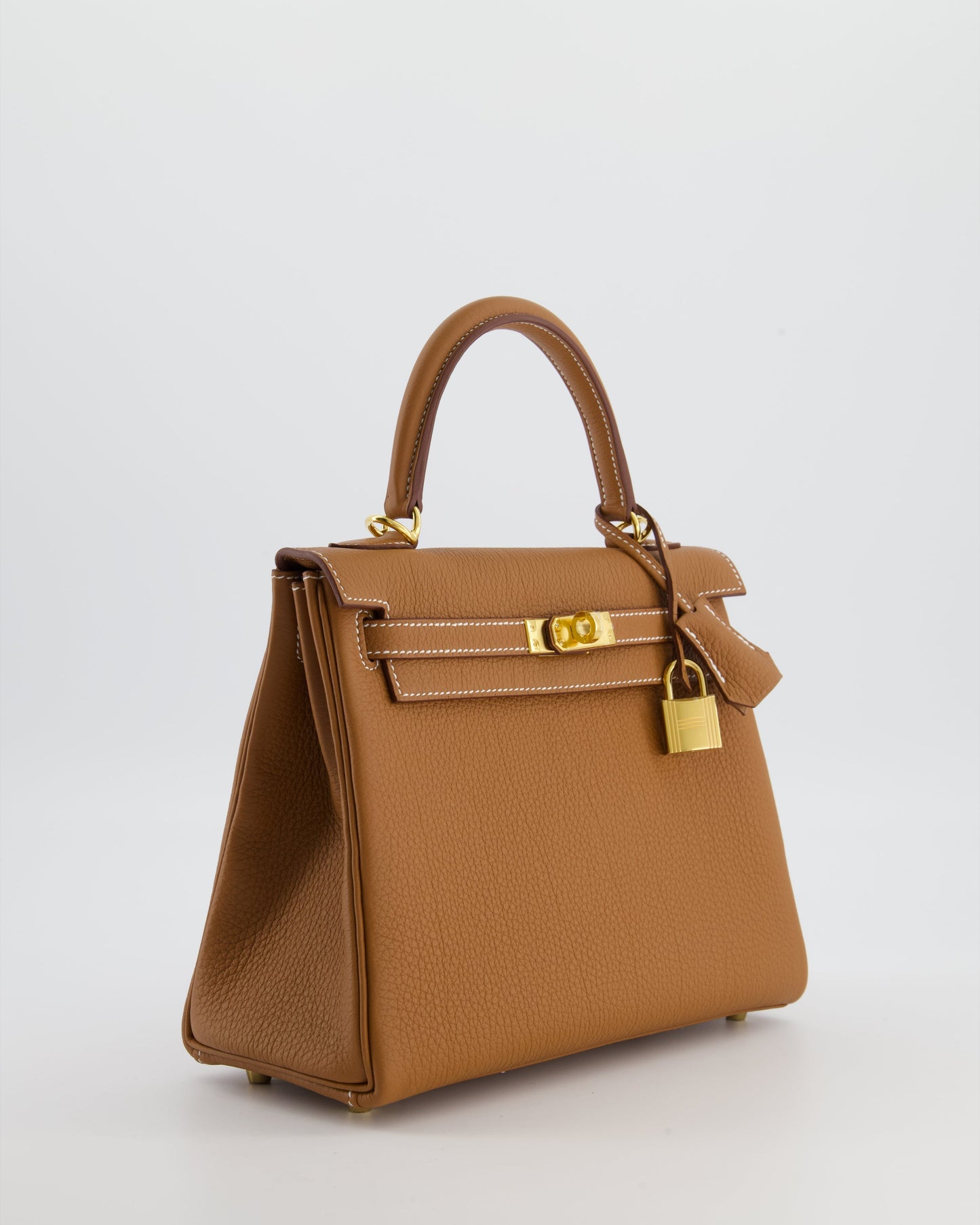 Herm�s Kelly 25 Retourne Bag in Gold Togo Leather with Gold Hardware