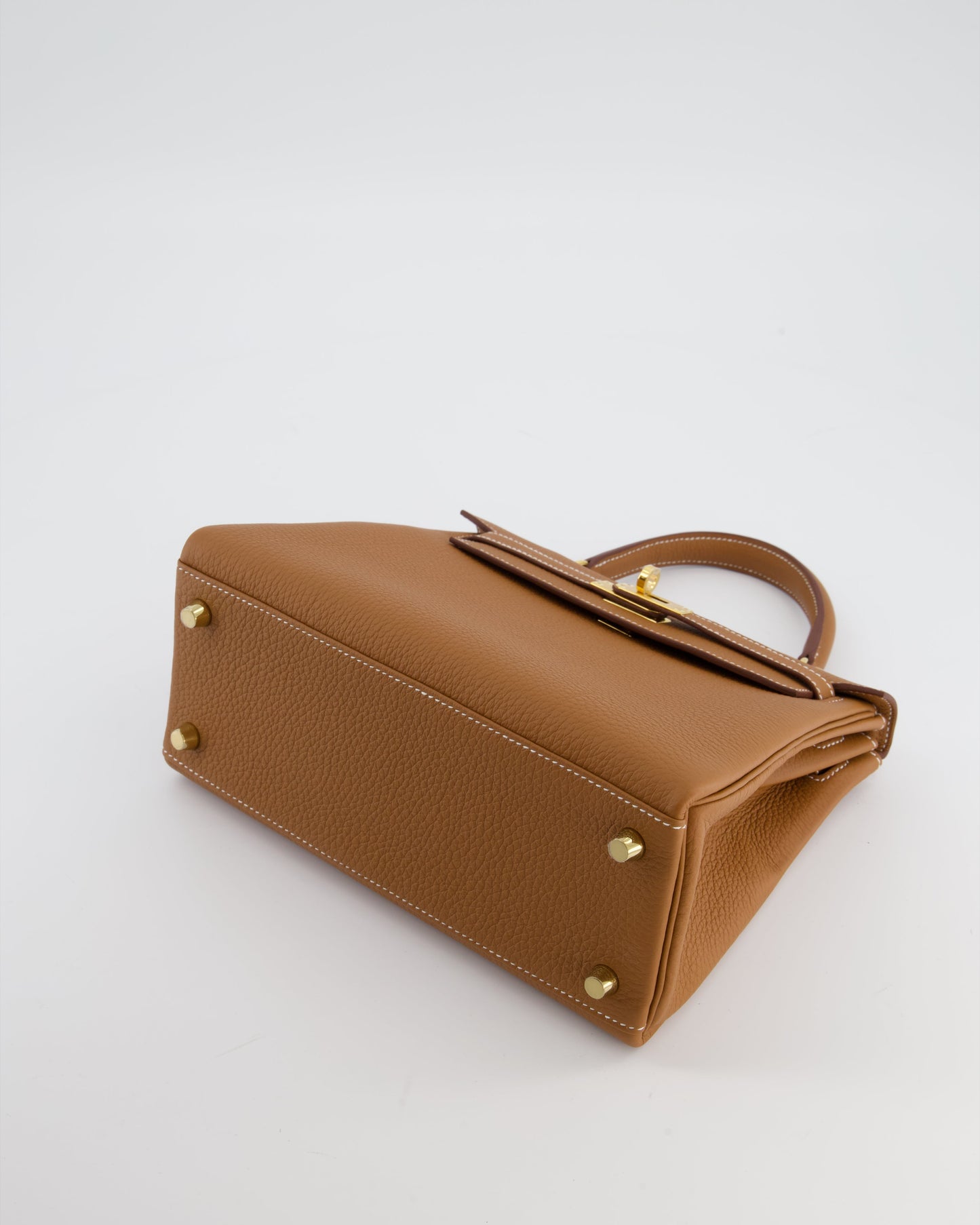 Herm�s Kelly 25 Retourne Bag in Gold Togo Leather with Gold Hardware