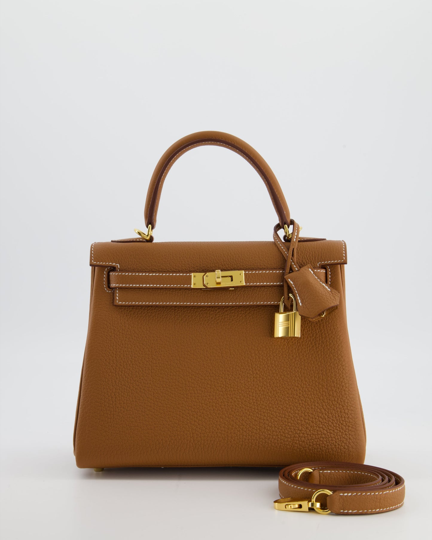 Herm�s Kelly 25 Retourne Bag in Gold Togo Leather with Gold Hardware