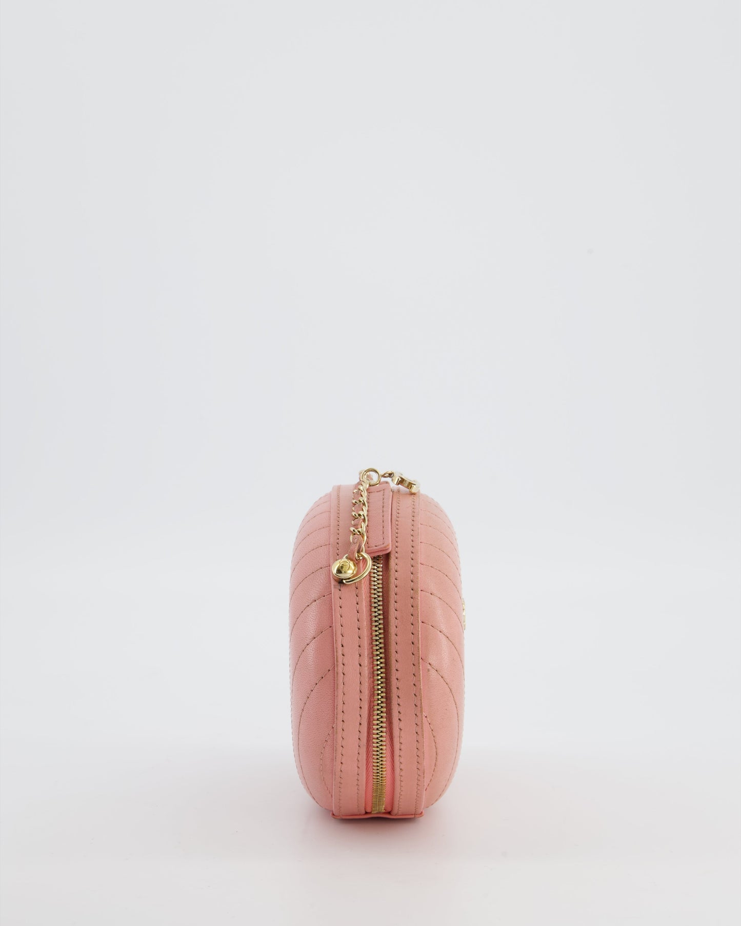 Chanel 2019 Pink Runway La Pausa Round Evening bag in Chevron with Gold Hardware and Charm Chain