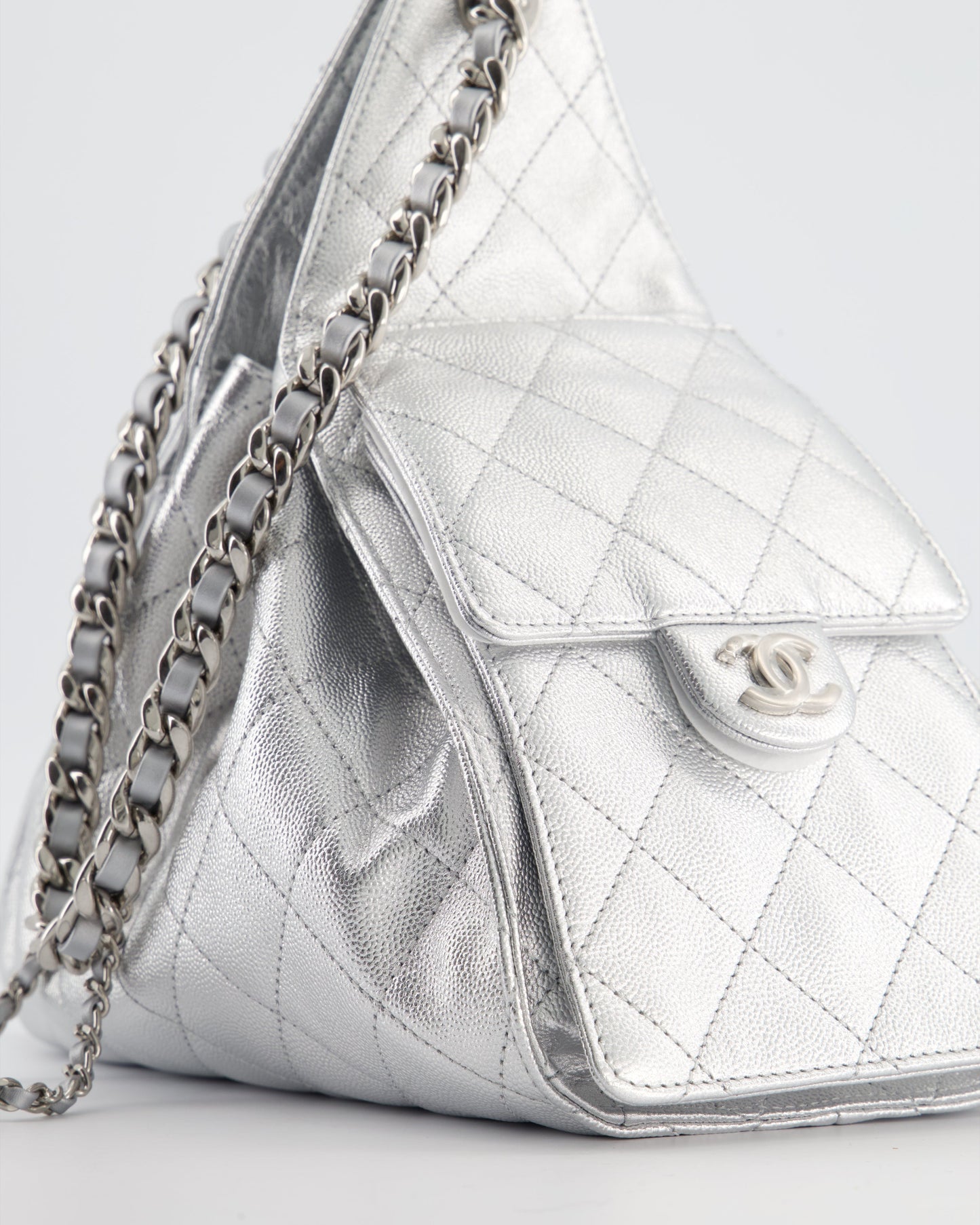 *RARE* Chanel Silver Caviar Leather Small 25 Handbag with Silver Hardware