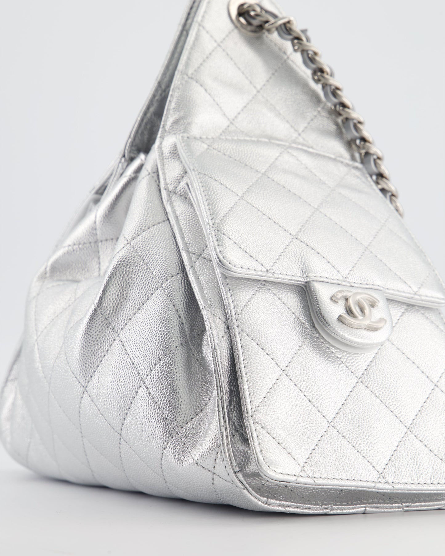 *RARE* Chanel Silver Caviar Leather Small 25 Handbag with Silver Hardware