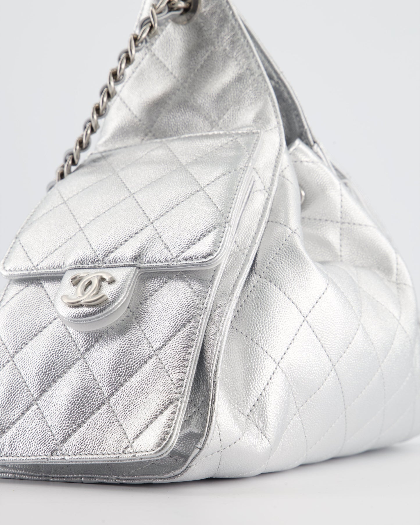 *RARE* Chanel Silver Caviar Leather Small 25 Handbag with Silver Hardware