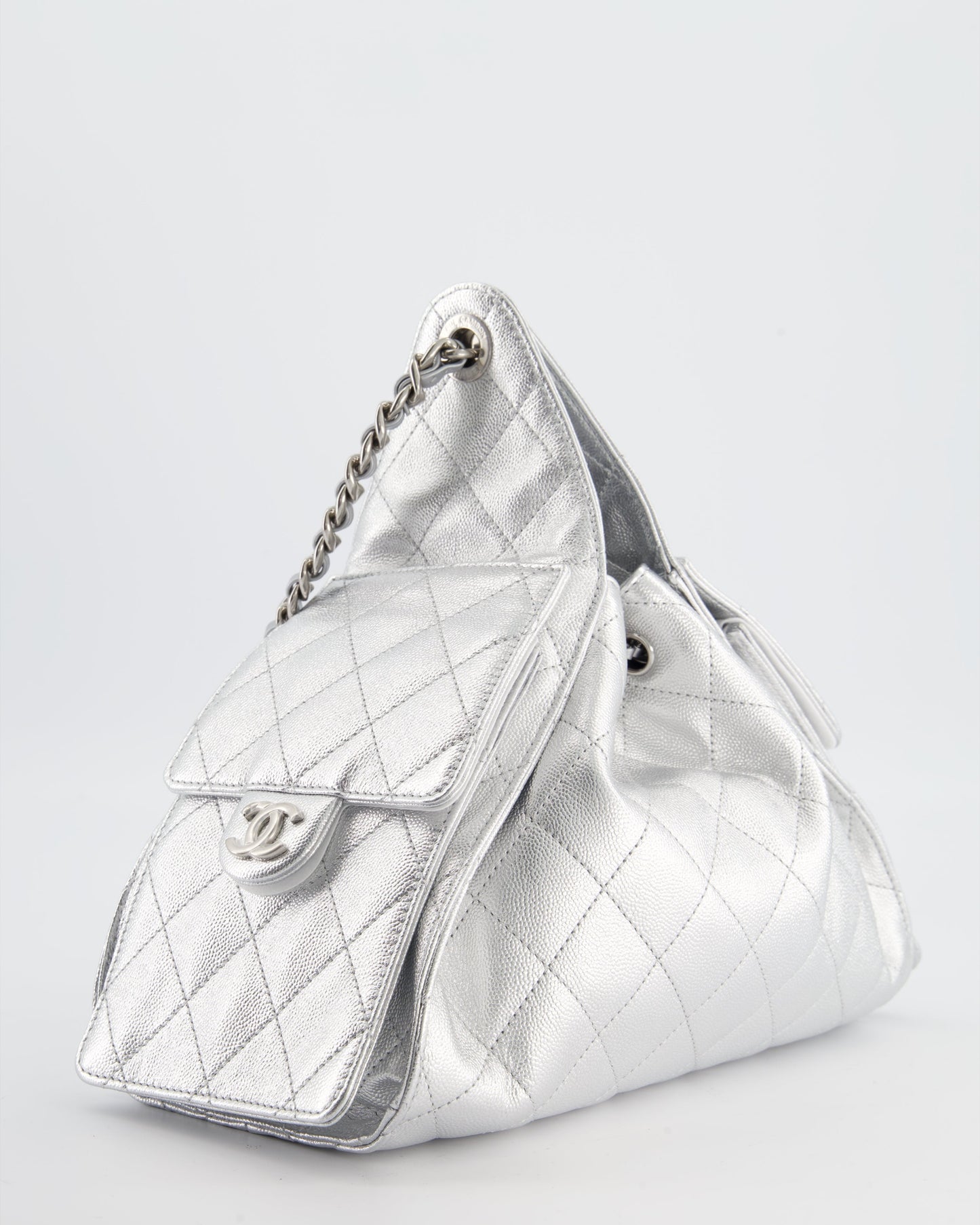 *RARE* Chanel Silver Caviar Leather Small 25 Handbag with Silver Hardware