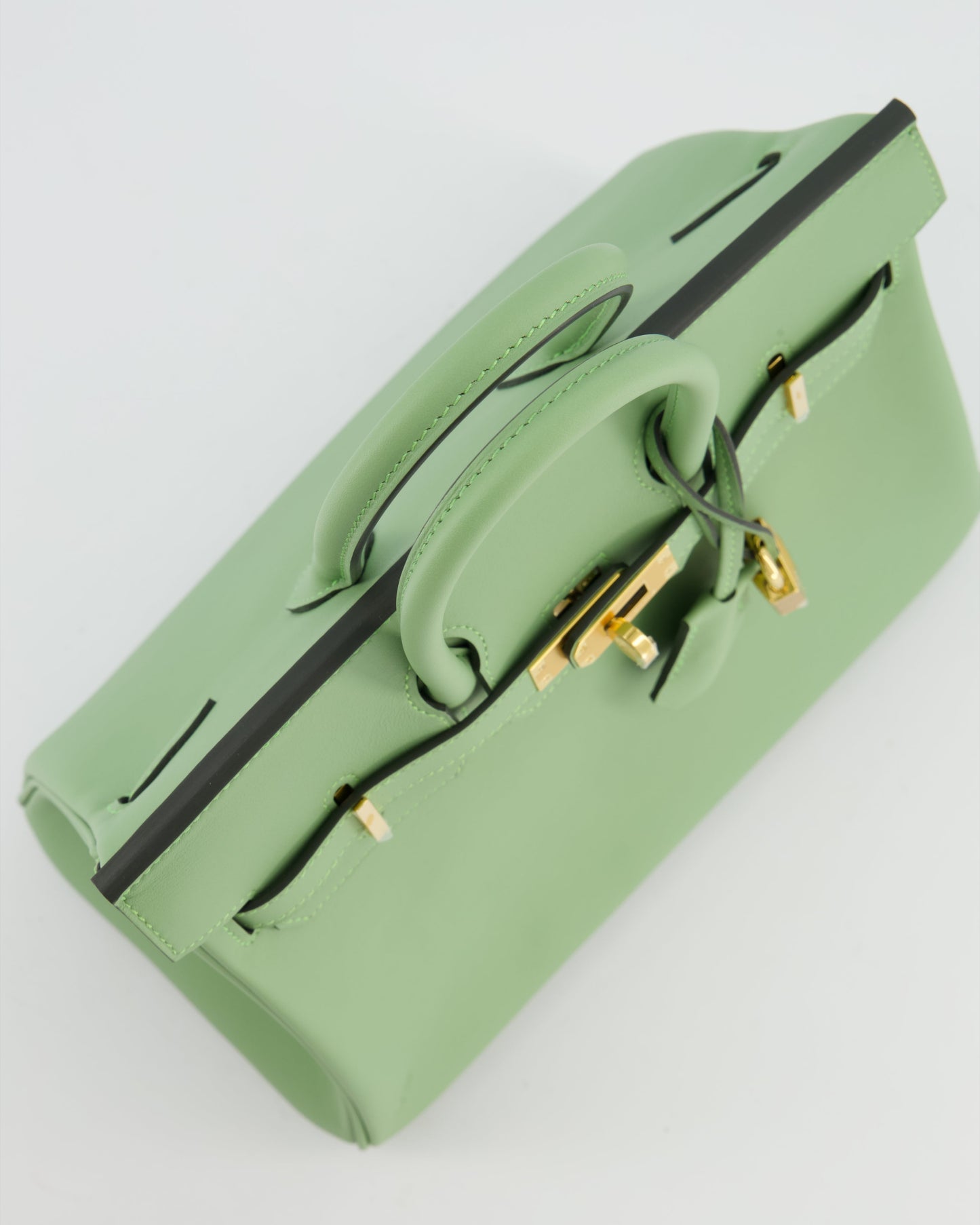 *HOT COLOUR* Herm�s Birkin 25 Retourne Bag in Vert Criquet Swift Leather with Gold Hardware