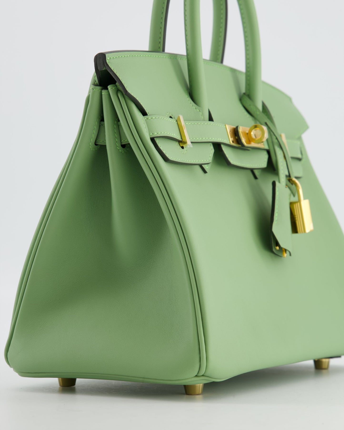 *HOT COLOUR* Herm�s Birkin 25 Retourne Bag in Vert Criquet Swift Leather with Gold Hardware