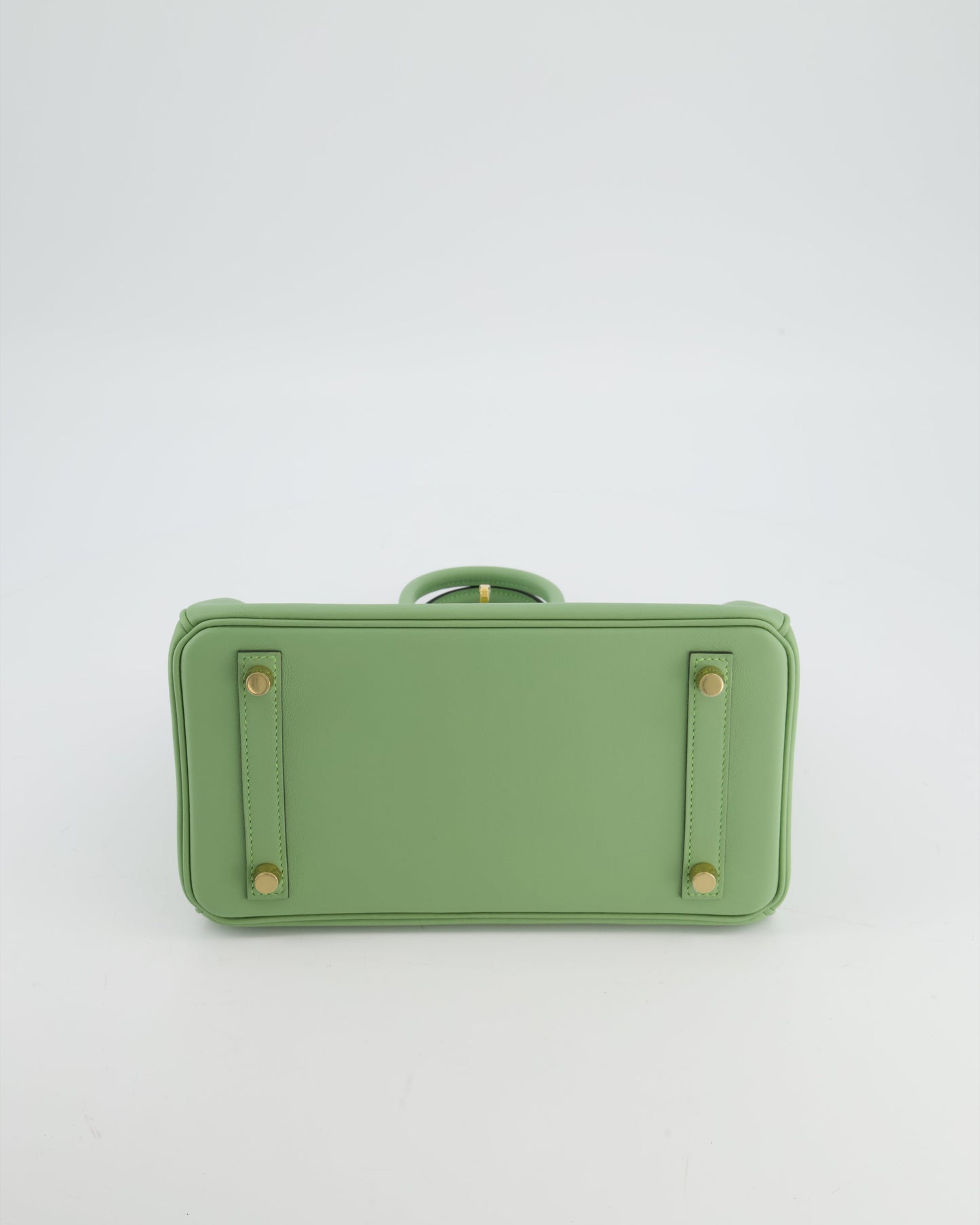 *HOT COLOUR* Herm�s Birkin 25 Retourne Bag in Vert Criquet Swift Leather with Gold Hardware