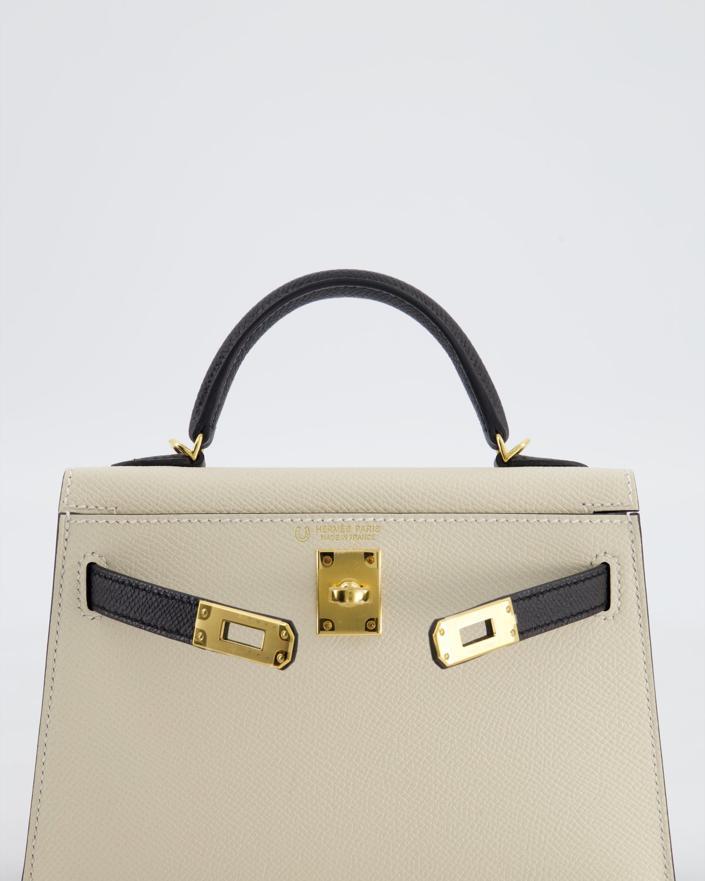*SUPER RARE* Herm�s HSS Mini Kelly II 20 Bag in Craie & Noir Epsom Leather with Tone On Tone Stitching and Gold Hardware