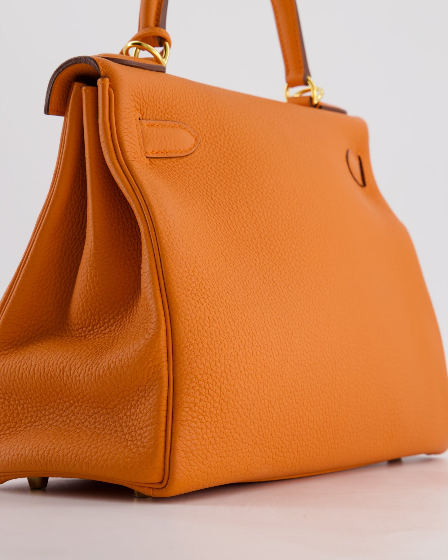 *FIRE PRICE* Herm�s Kelly Bag 28 Retourne in Orange Togo Leather with Gold Hardware
