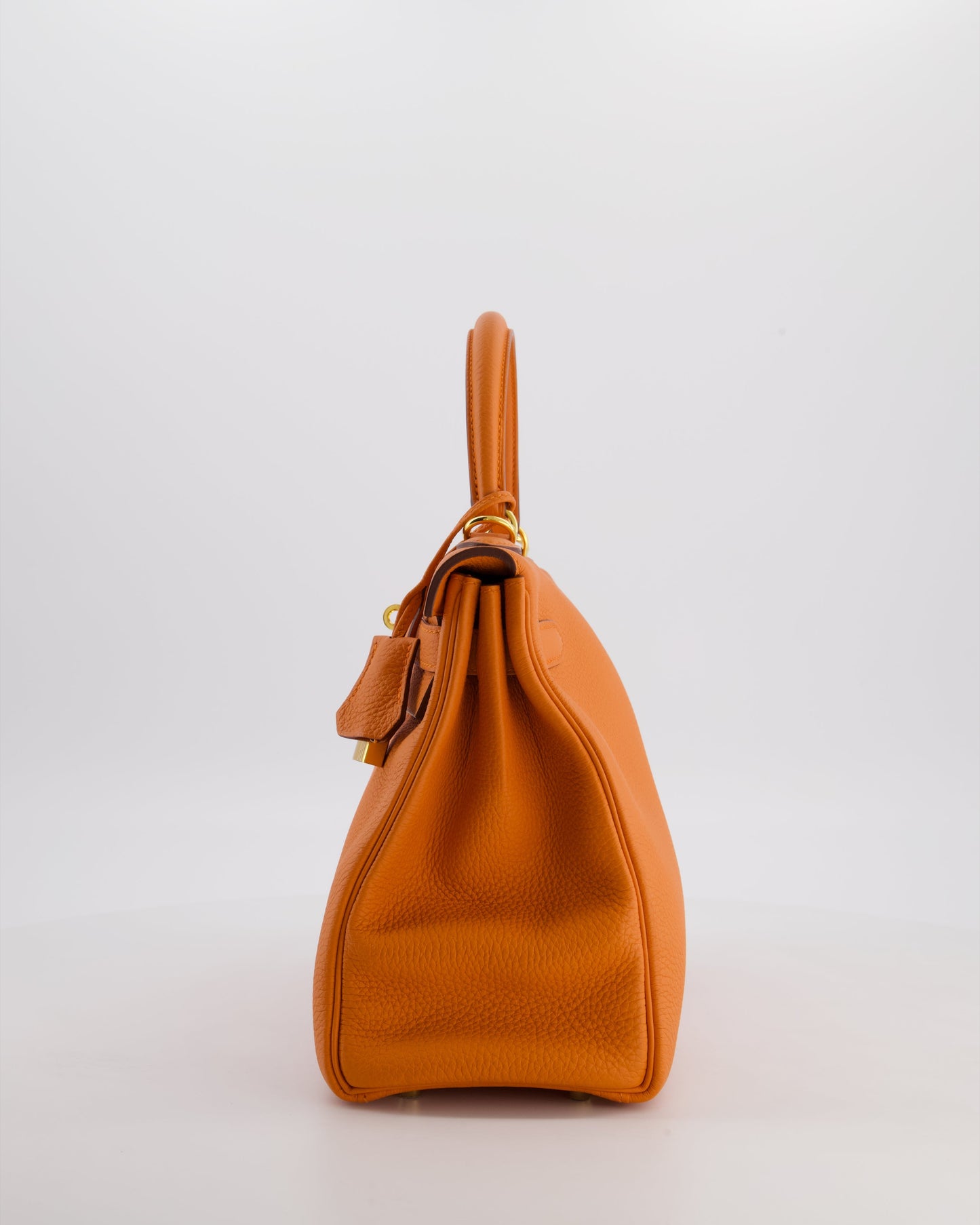 *FIRE PRICE* Herm�s Kelly Bag 28 Retourne in Orange Togo Leather with Gold Hardware