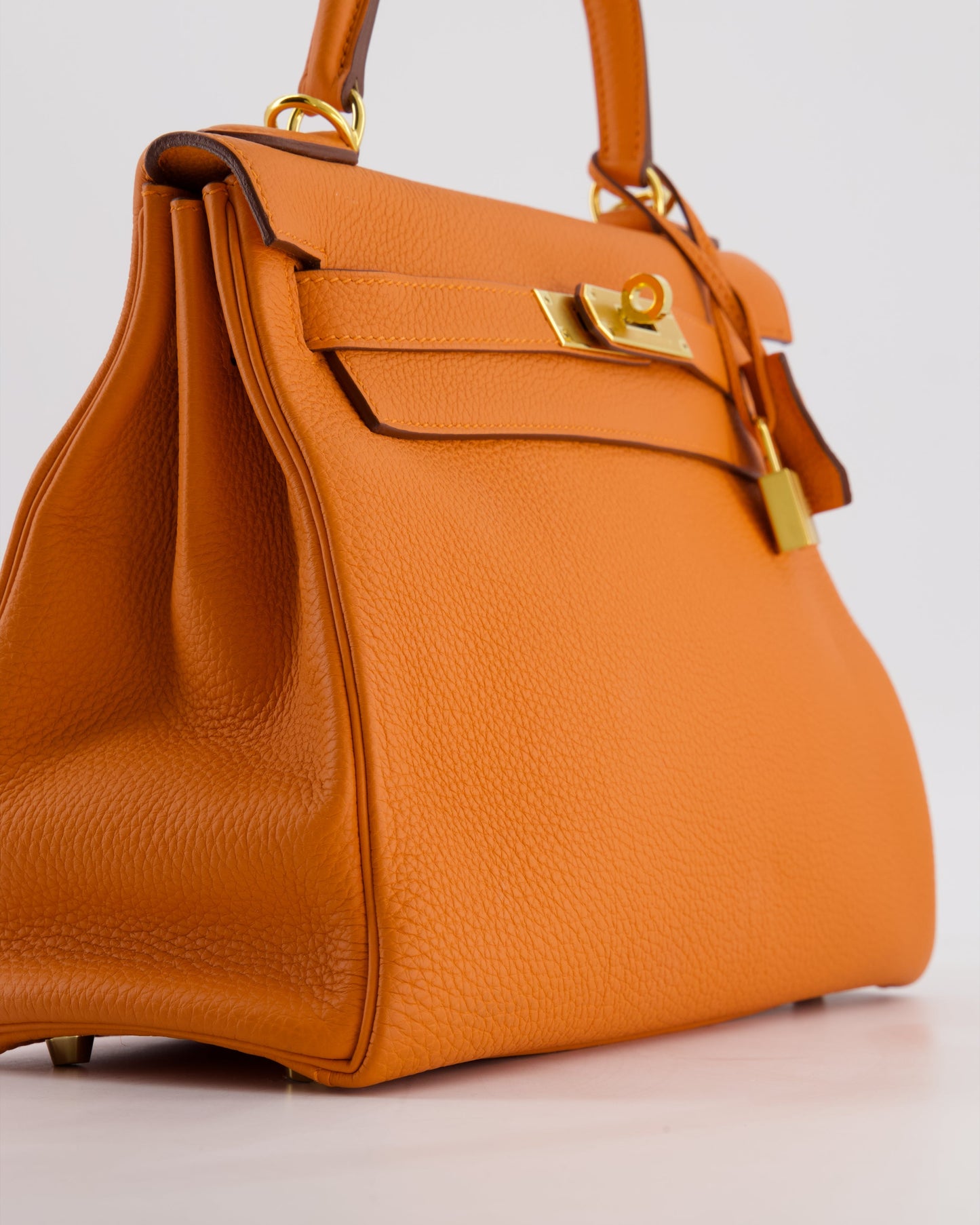 *FIRE PRICE* Herm�s Kelly Bag 28 Retourne in Orange Togo Leather with Gold Hardware
