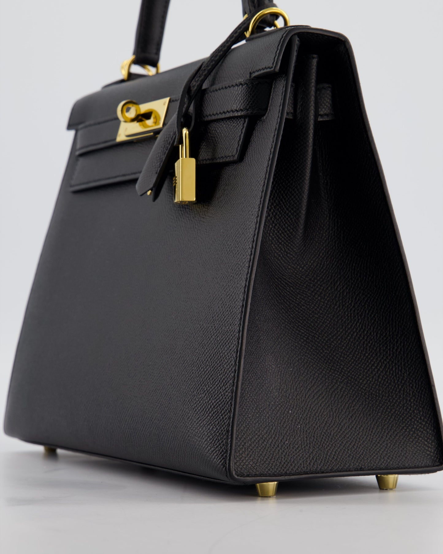 *HOT* Herm�s Kelly 28 Sellier Bag in Noir Epsom Leather with Gold Hardware