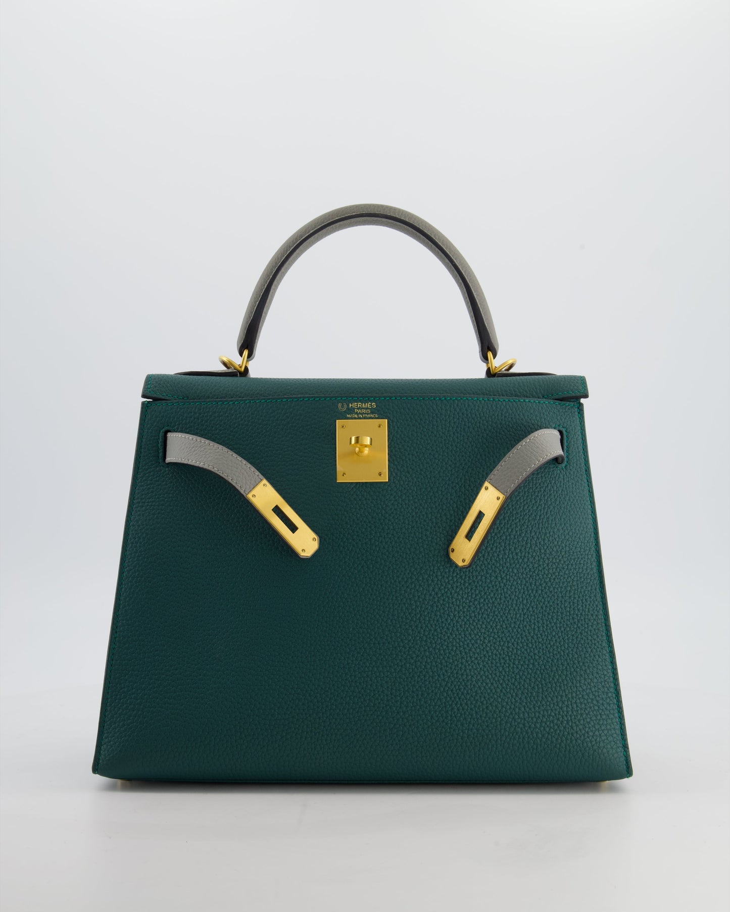 Herm�s HSS Kelly 28 Sellier Bag in Malachite and Gris Mouette Togo Leather with Brushed Gold Hardware