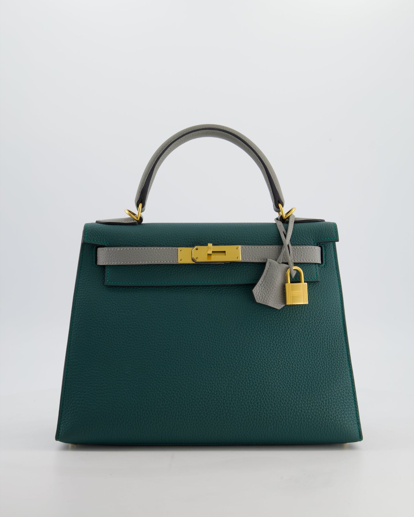 Herm�s HSS Kelly 28 Sellier Bag in Malachite and Gris Mouette Togo Leather with Brushed Gold Hardware