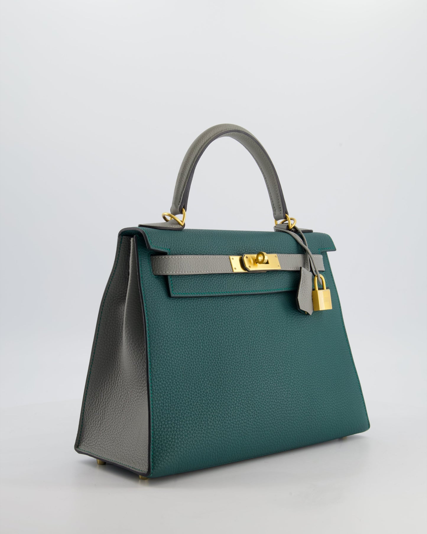 Herm�s HSS Kelly 28 Sellier Bag in Malachite and Gris Mouette Togo Leather with Brushed Gold Hardware