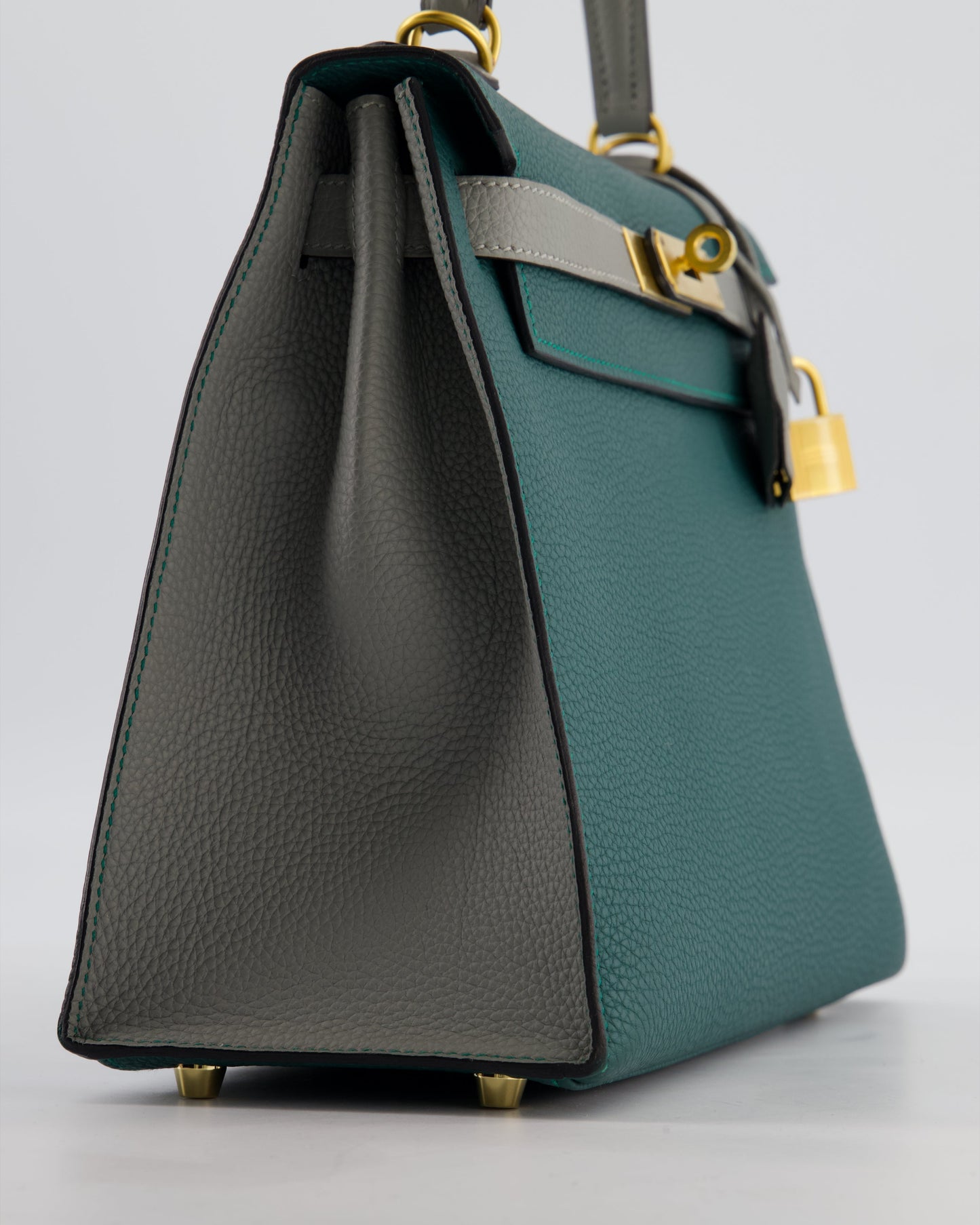 Herm�s HSS Kelly 28 Sellier Bag in Malachite and Gris Mouette Togo Leather with Brushed Gold Hardware