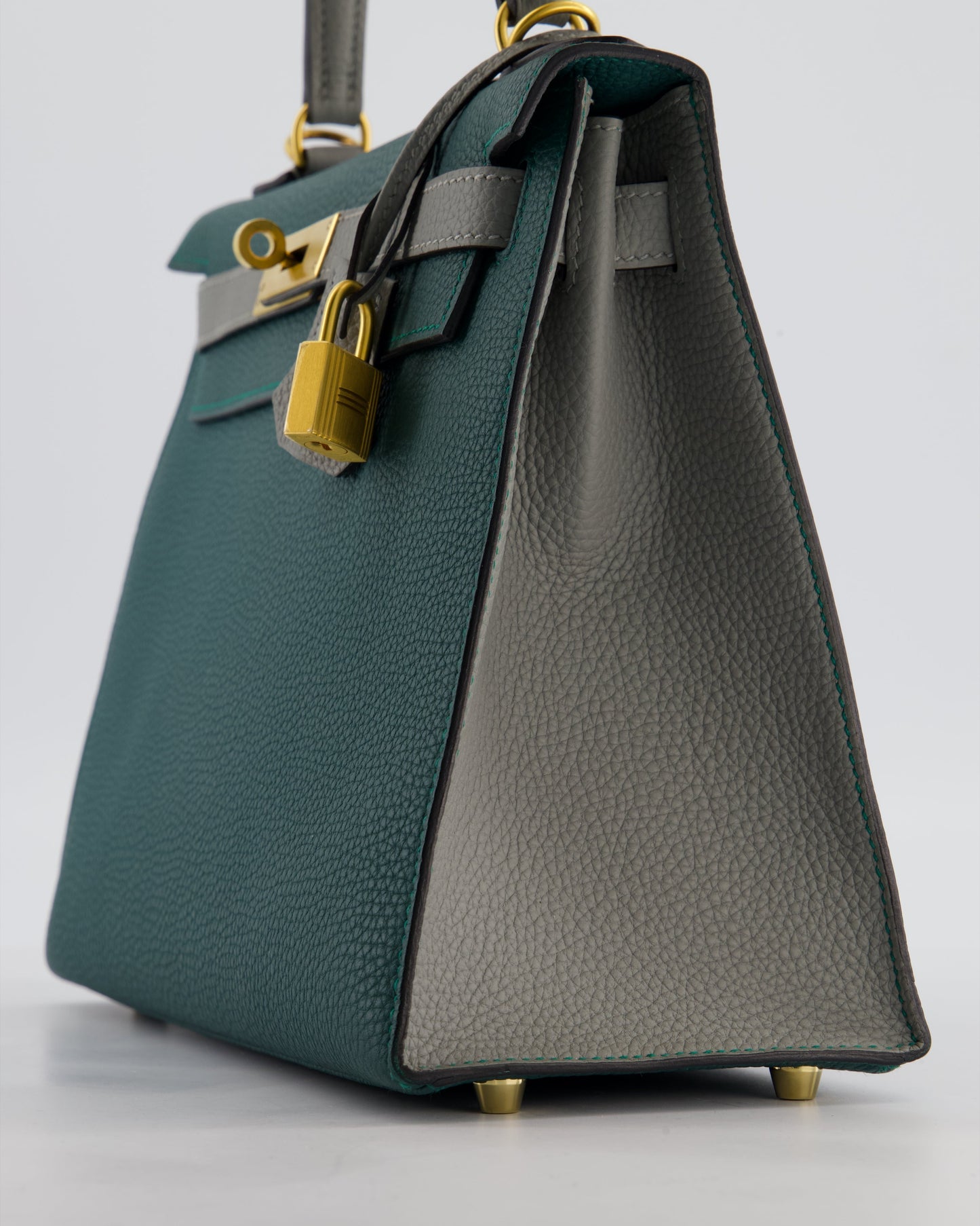 Herm�s HSS Kelly 28 Sellier Bag in Malachite and Gris Mouette Togo Leather with Brushed Gold Hardware