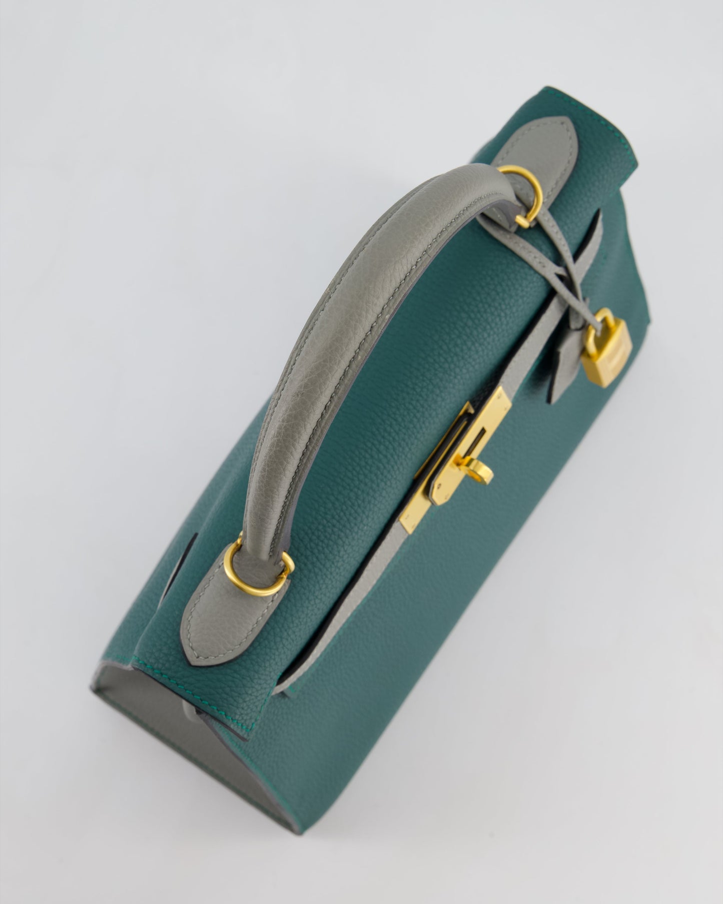 Herm�s HSS Kelly 28 Sellier Bag in Malachite and Gris Mouette Togo Leather with Brushed Gold Hardware