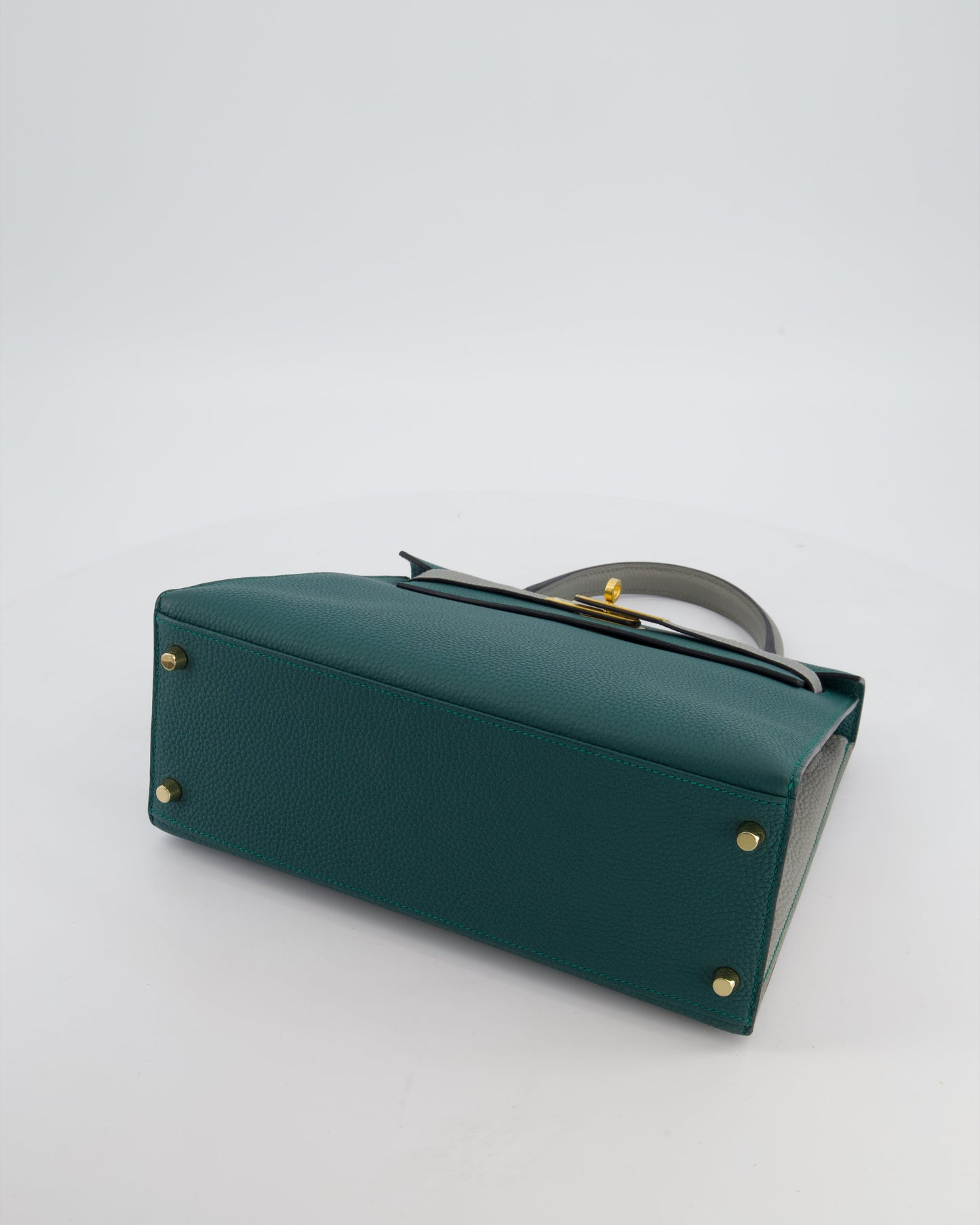 Herm�s HSS Kelly 28 Sellier Bag in Malachite and Gris Mouette Togo Leather with Brushed Gold Hardware