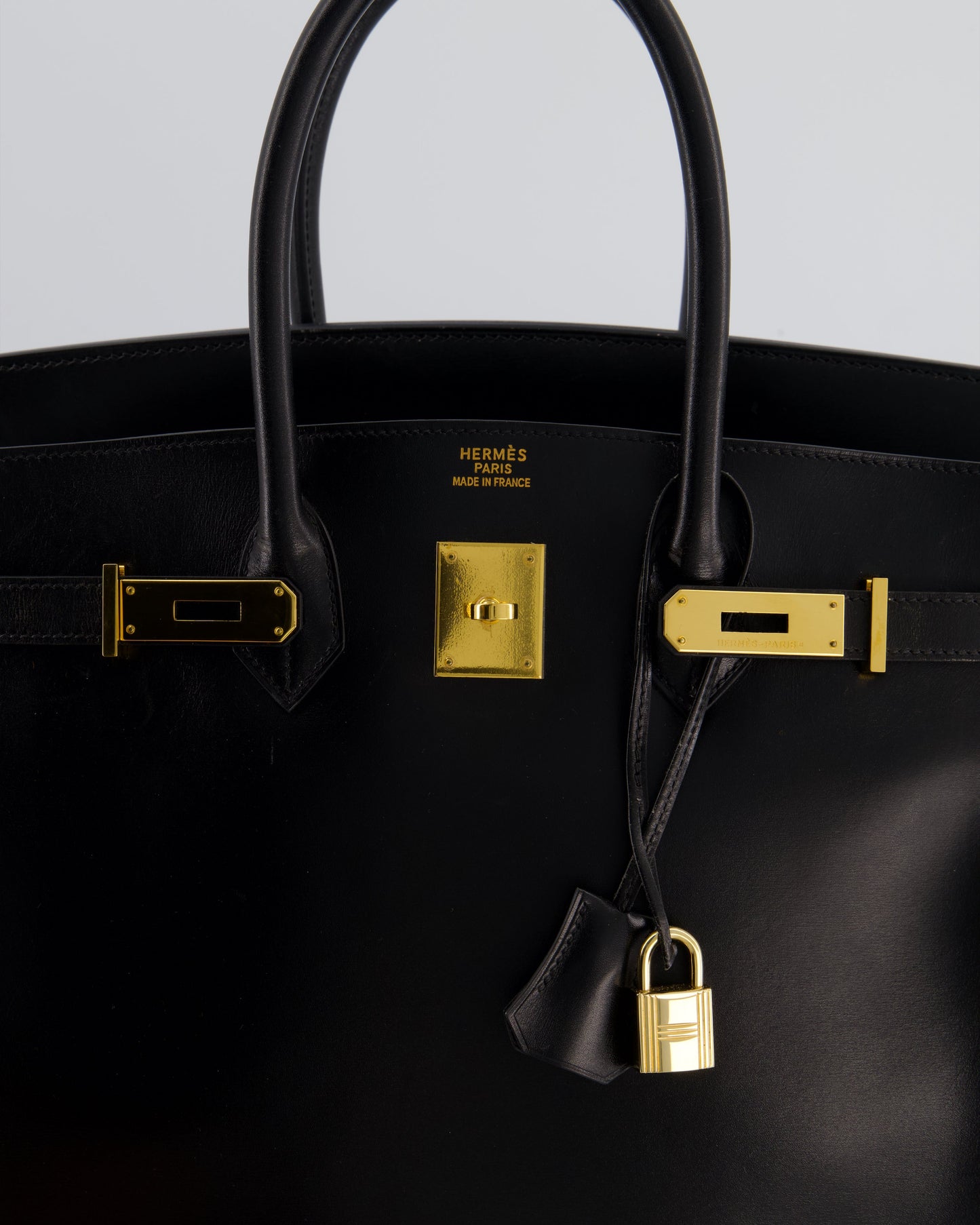 *SUPER RARE* Hermès Birkin 35cm Bag in Black Box Leather with Gold Hardware