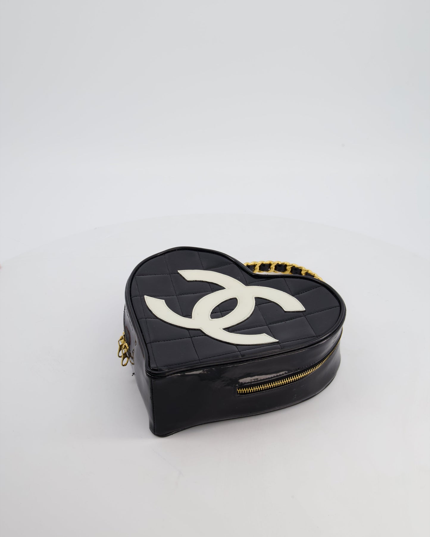 *RARE COLLECTORS ITEM* Chanel 1995   Black Heart Vanity Bag with White CC Logo and Gold Chain Handle Detail