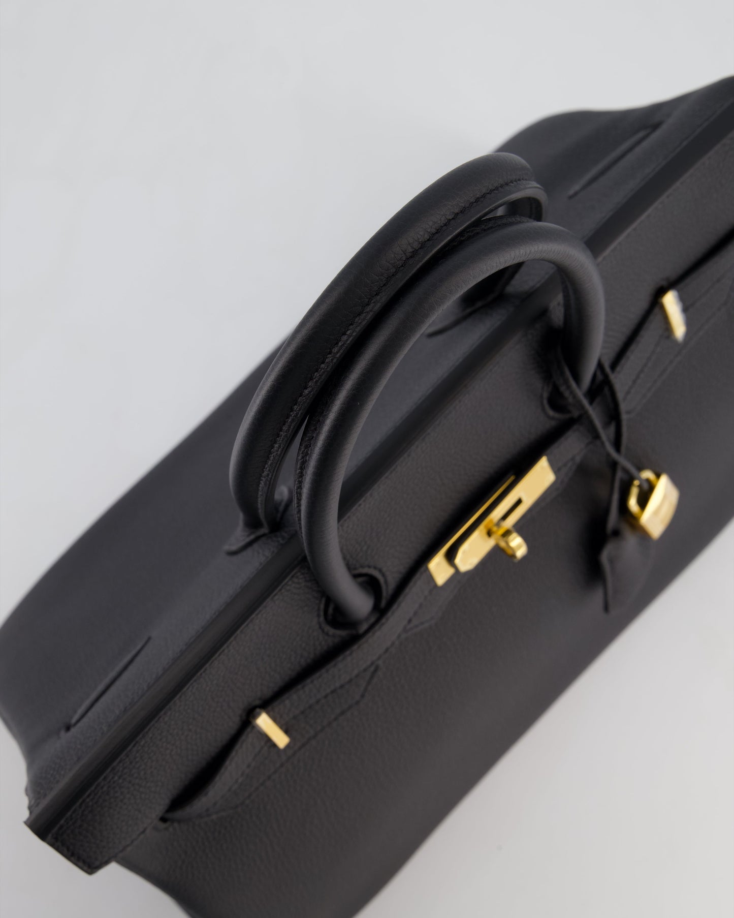 Hermès Birkin 35 Retourne Bag in Noir Togo Leather with Gold Hardware