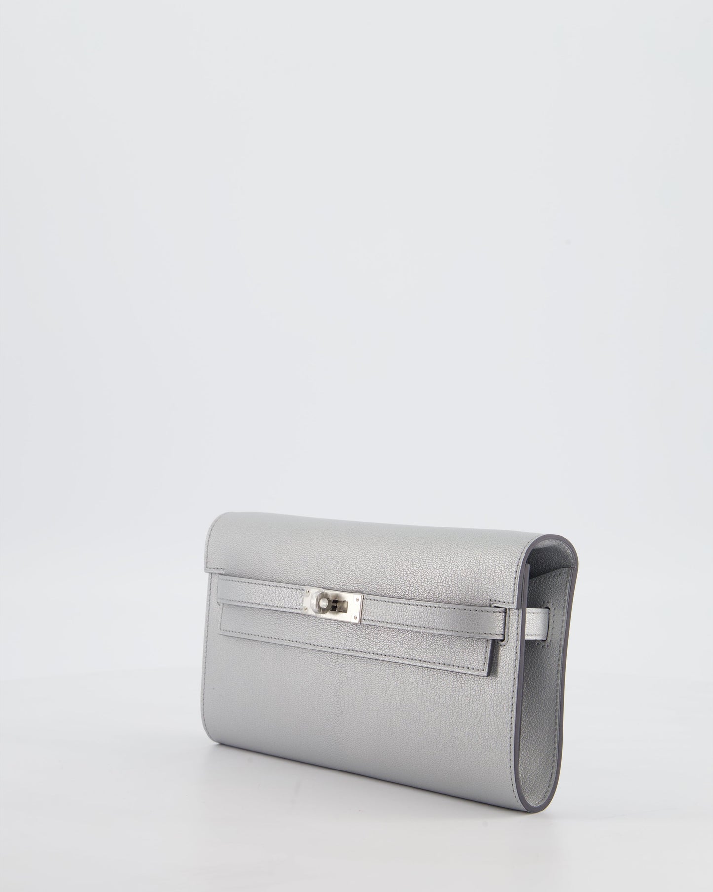 *SUPER RARE* Herm�s Kelly To Go Bag in Argent Chevre Chamkila Leather with Palladium Hardware