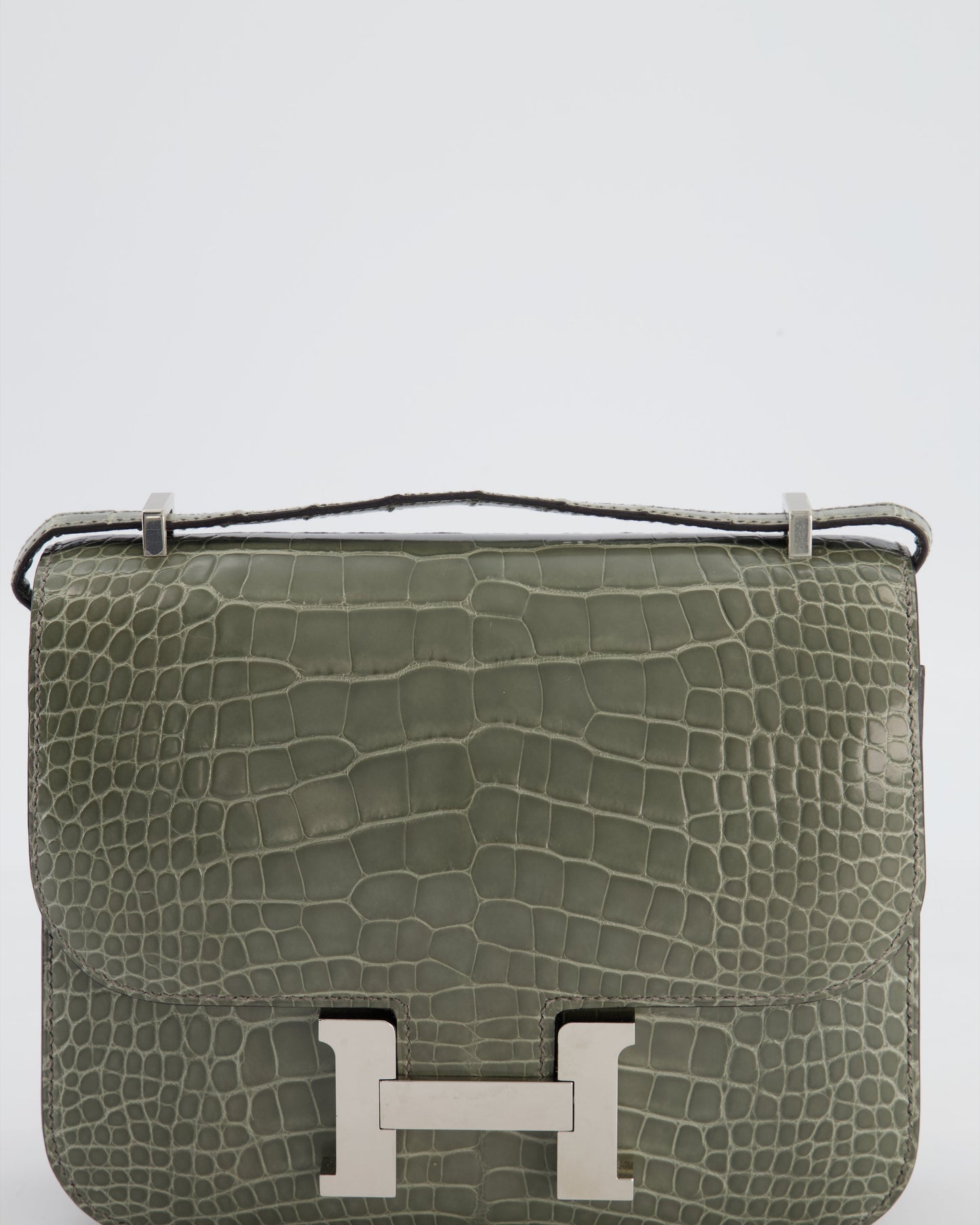 *HOT COLOUR* Hermès Constance III 18 Bag in Gris Ciment Shiny Alligator with Palladium Hardware