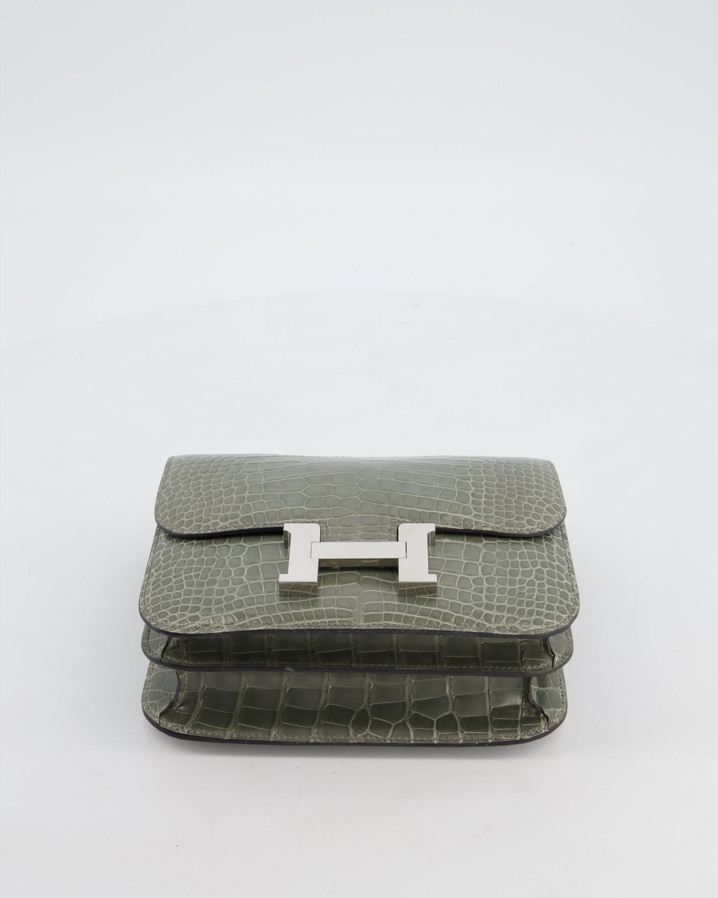 *HOT COLOUR* Hermès Constance III 18 Bag in Gris Ciment Shiny Alligator with Palladium Hardware