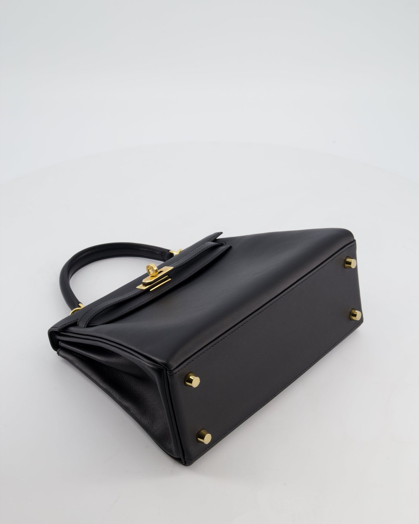 *RARE* Herm�s Black Kelly 25 Retourne Bag in Cheri Leather with Gold Hardware