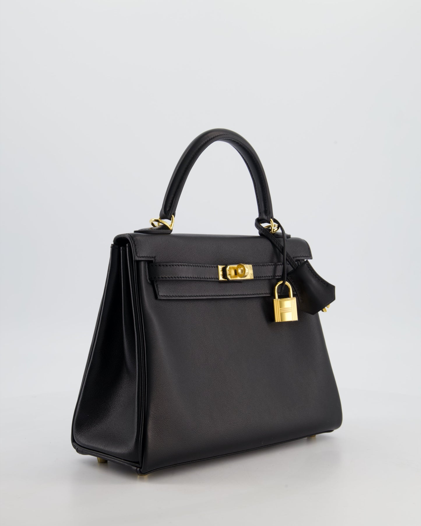 *RARE* Herm�s Black Kelly 25 Retourne Bag in Cheri Leather with Gold Hardware