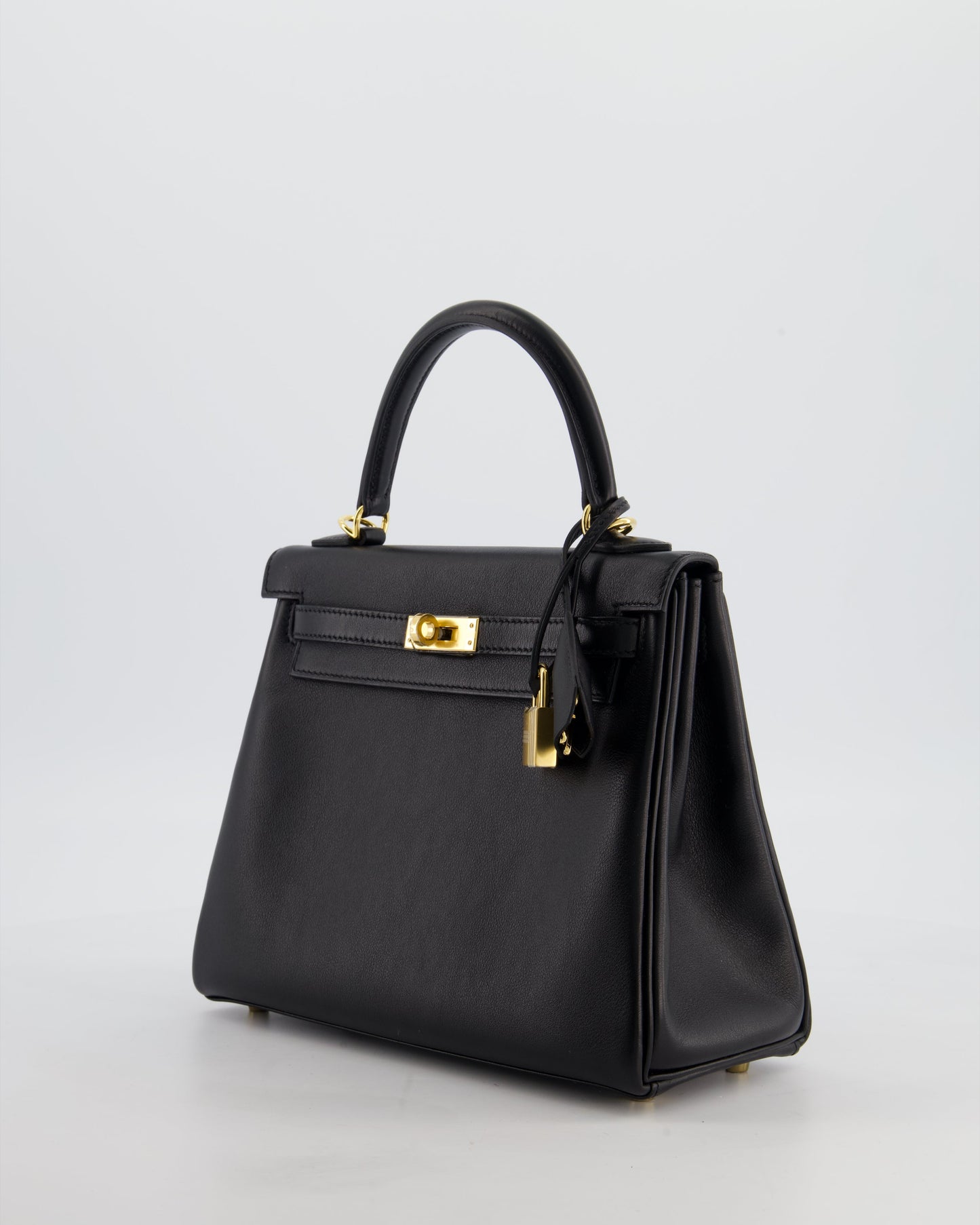 *RARE* Herm�s Black Kelly 25 Retourne Bag in Cheri Leather with Gold Hardware
