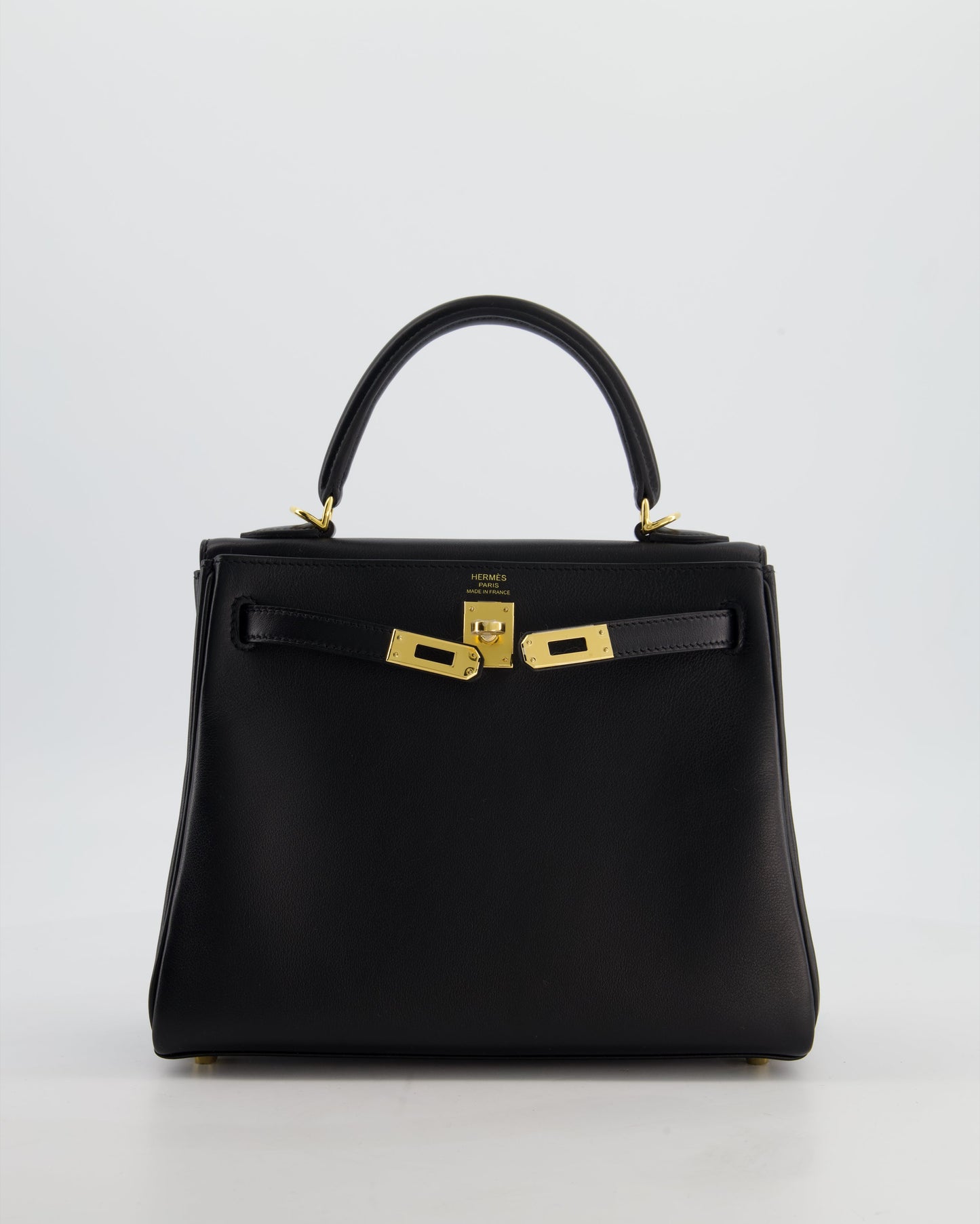 *RARE* Herm�s Black Kelly 25 Retourne Bag in Cheri Leather with Gold Hardware