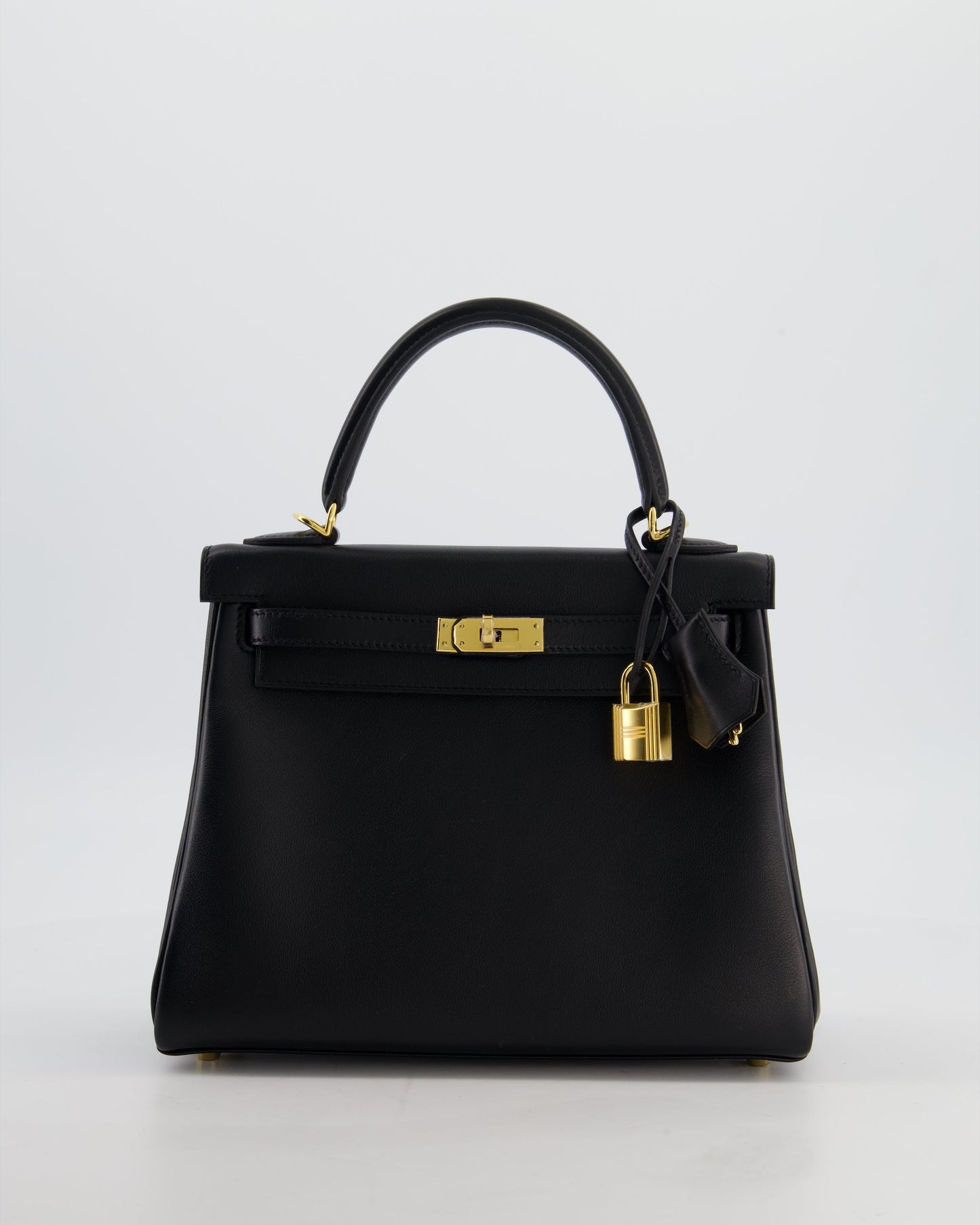 *RARE* Herm�s Black Kelly 25 Retourne Bag in Cheri Leather with Gold Hardware