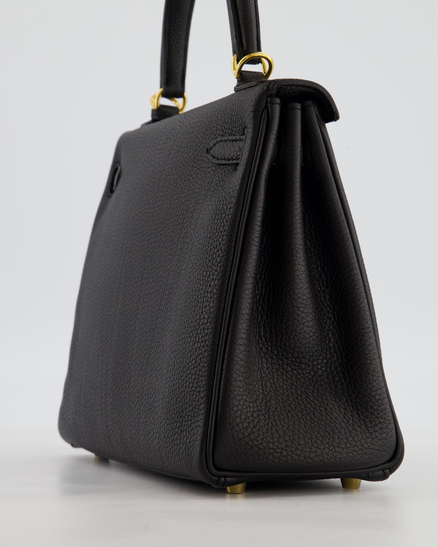 *FIRE PRICE* Herm�s Kelly 25 Retourne Bag in Noir Togo Leather with Gold Hardware