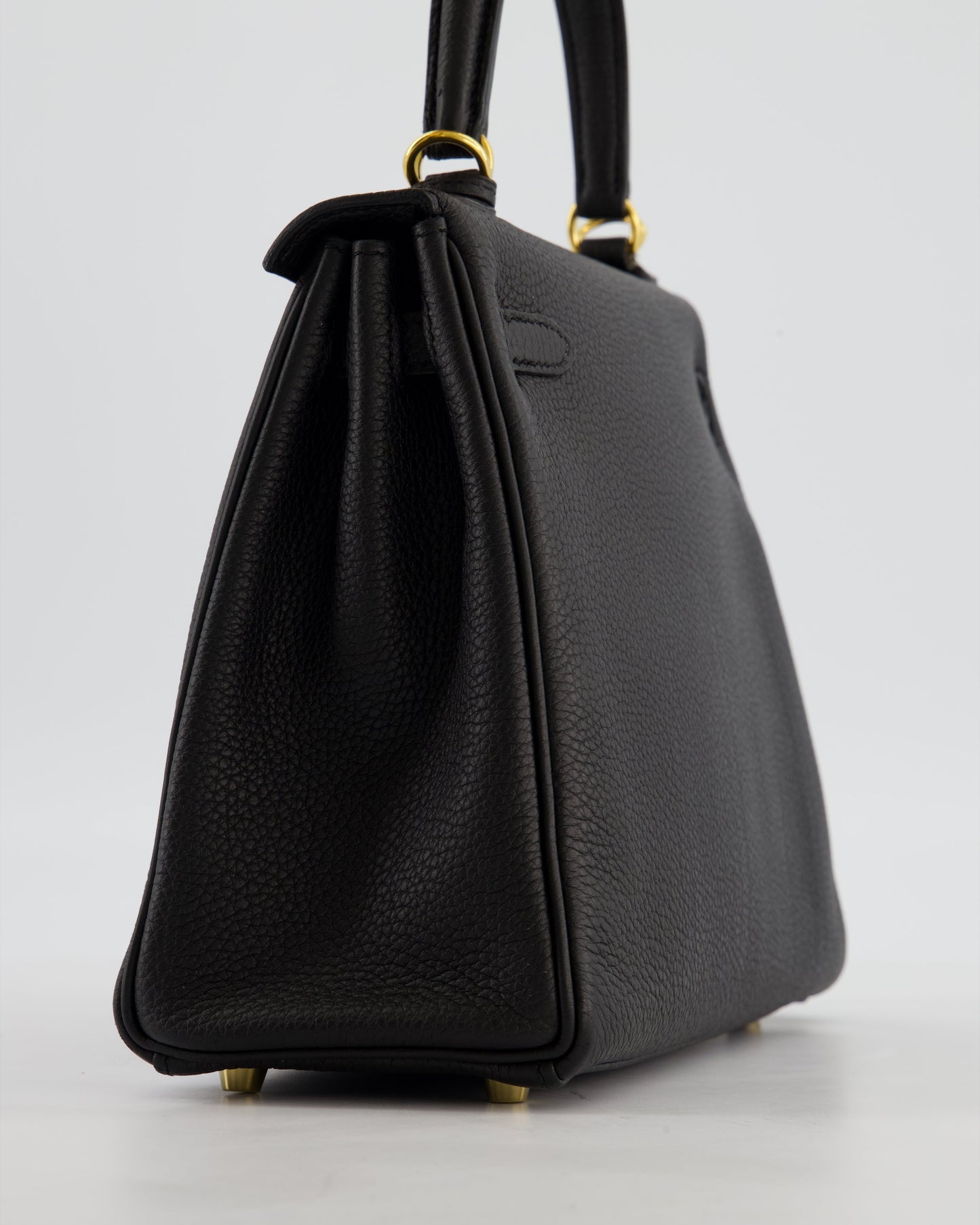 *FIRE PRICE* Herm�s Kelly 25 Retourne Bag in Noir Togo Leather with Gold Hardware