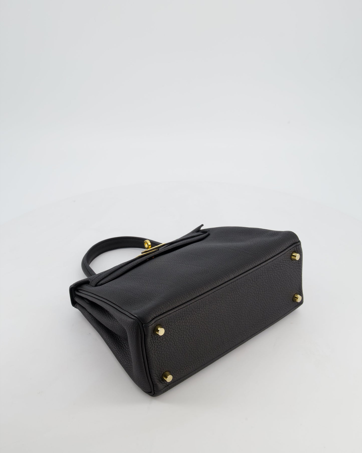 *FIRE PRICE* Herm�s Kelly 25 Retourne Bag in Noir Togo Leather with Gold Hardware