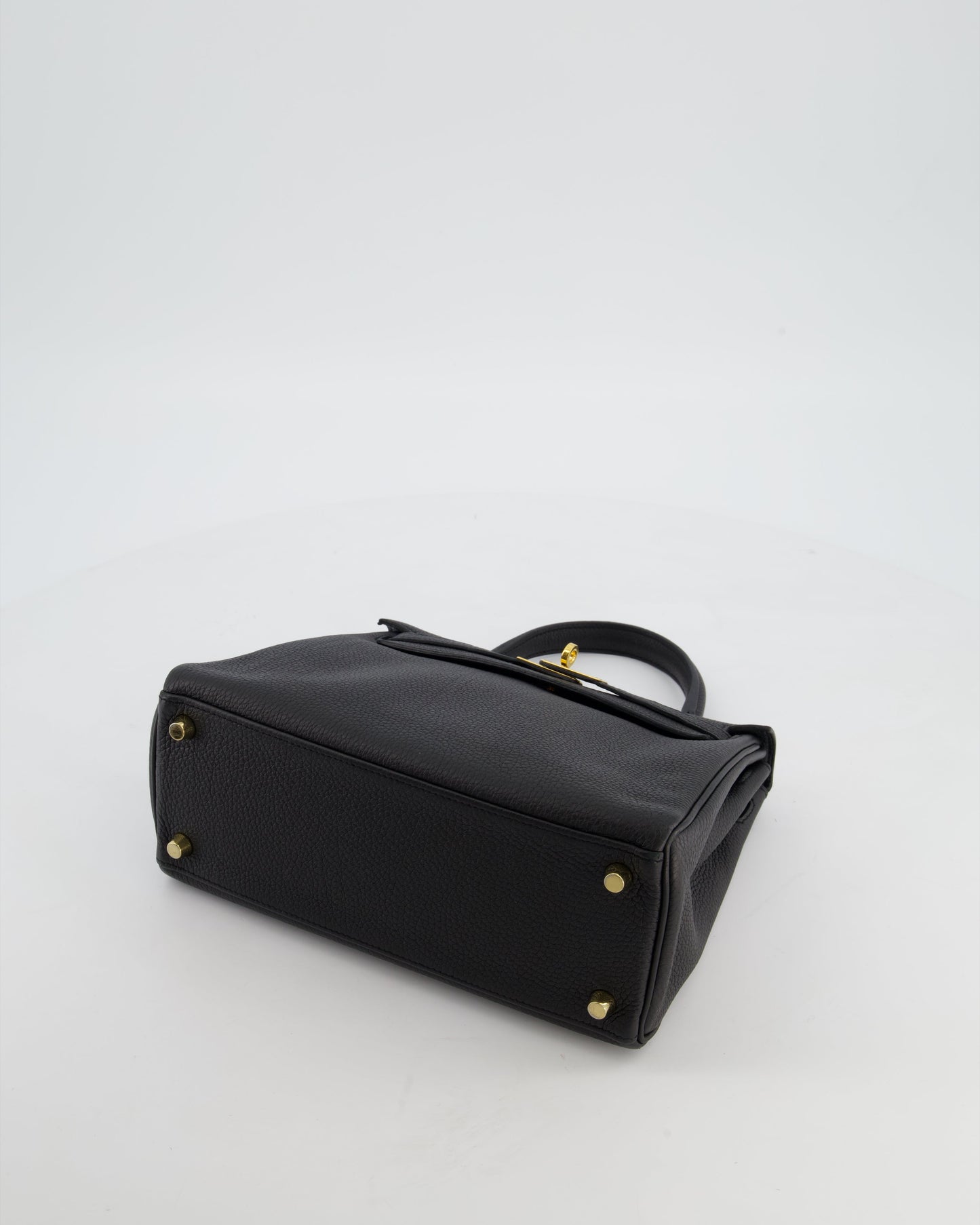*FIRE PRICE* Herm�s Kelly 25 Retourne Bag in Noir Togo Leather with Gold Hardware