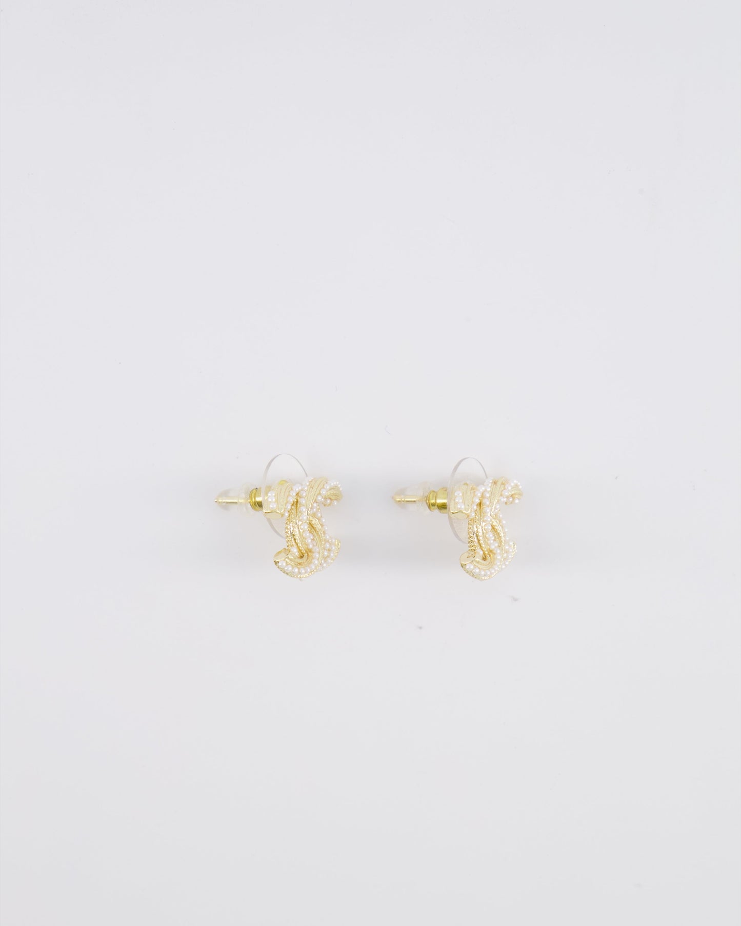 Chanel 24A Champagne Gold Textured CC Logo Small Earrings with Pearls