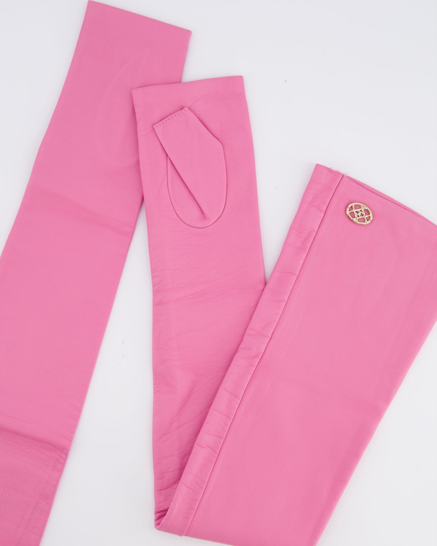 Chanel 18K Pink Lambskin Leather Long Mitten Gloves with Gold CC Logo Details Size 6 1/2cm